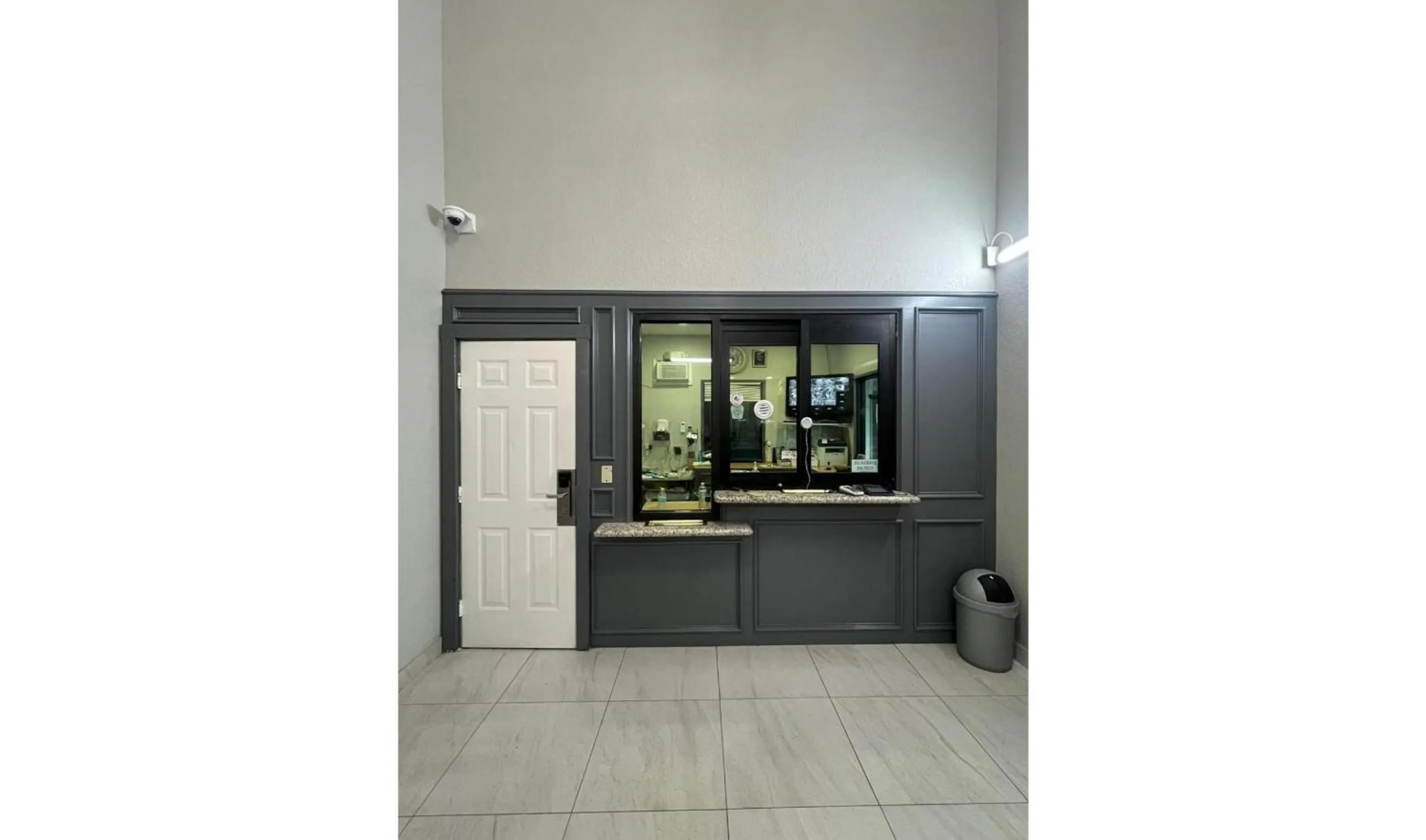 Lobby or reception in Kiwi Inn Capital O Houston - Hwy 249