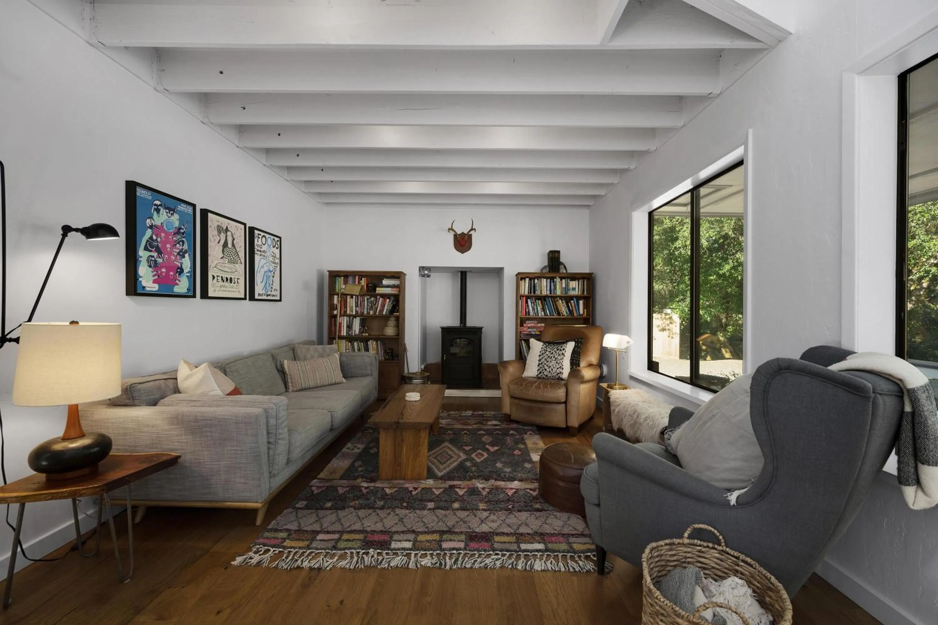 Property building in The Calistoga Cottage Wooded And Sunny 5 Mins To Downtown