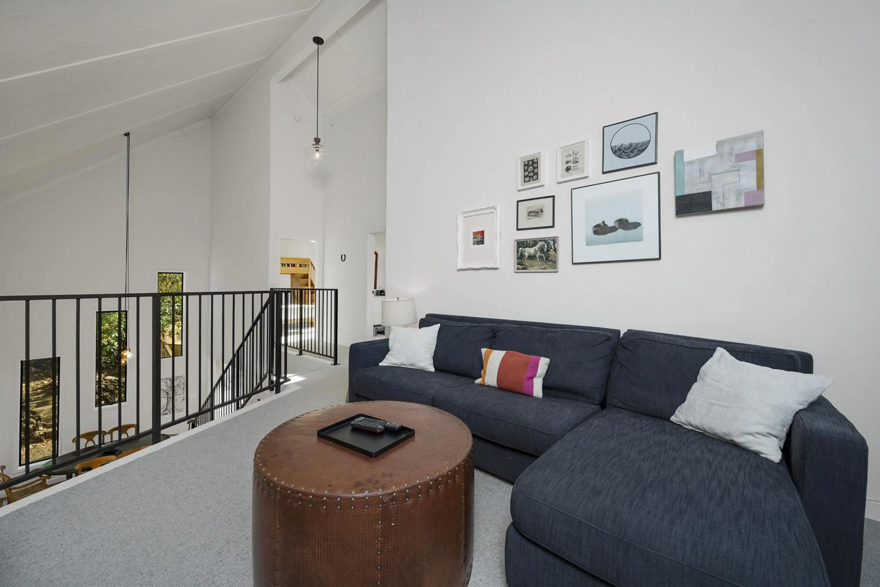 Property building in The Calistoga Cottage Wooded And Sunny 5 Mins To Downtown