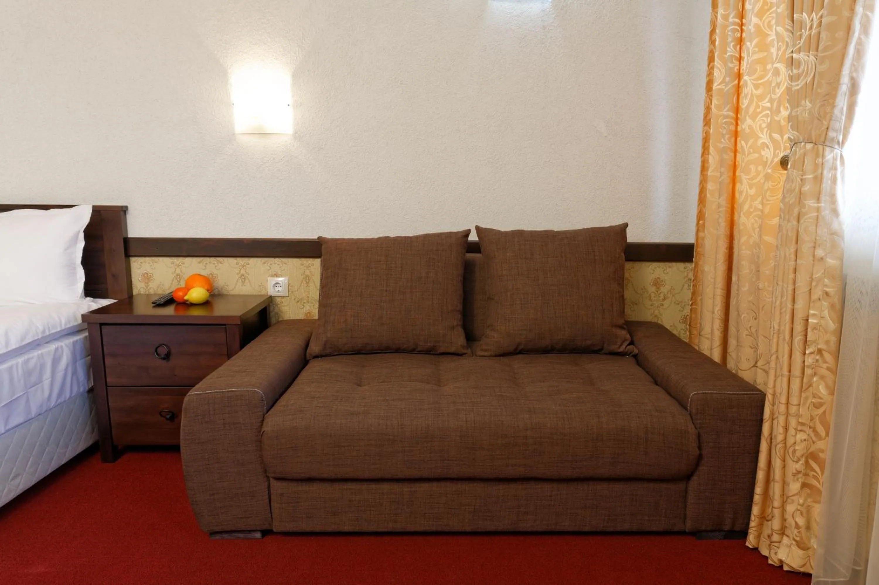 Bed in Trinity Residence Bansko with Free Shuttle to Gondola