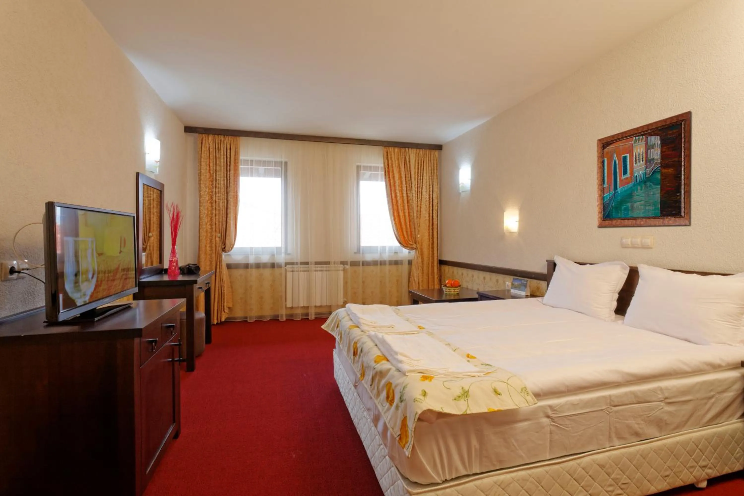 Bed in Trinity Residence Bansko with Free Shuttle to Gondola
