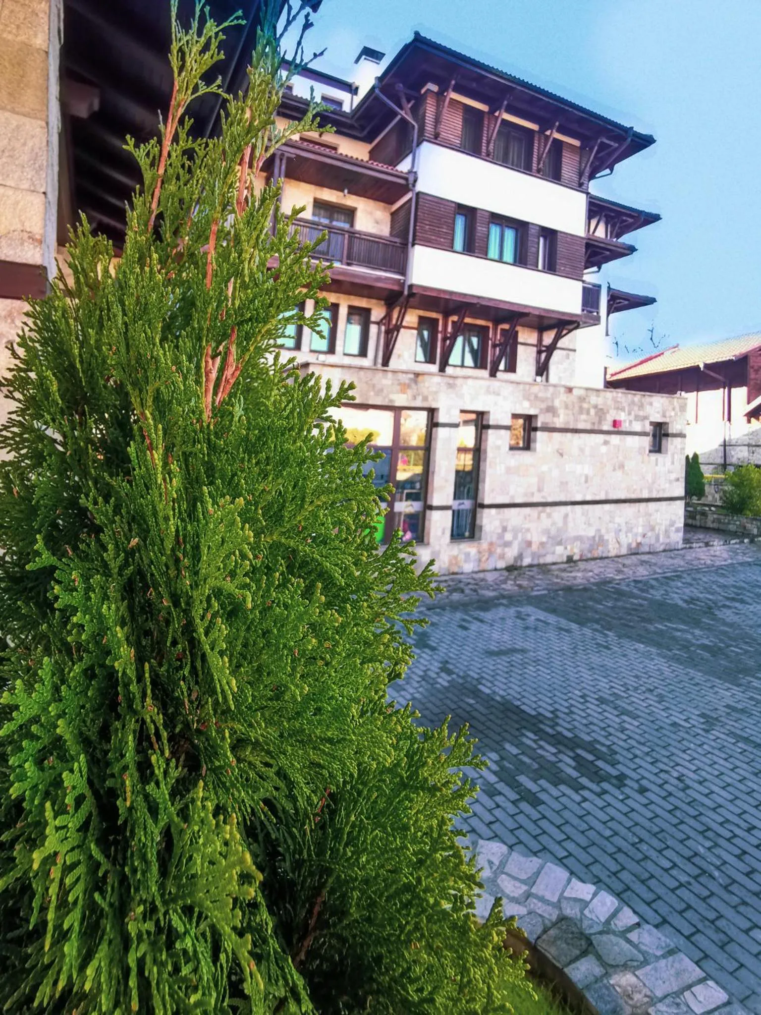 Property building in Trinity Residence Bansko with Free Shuttle to Gondola