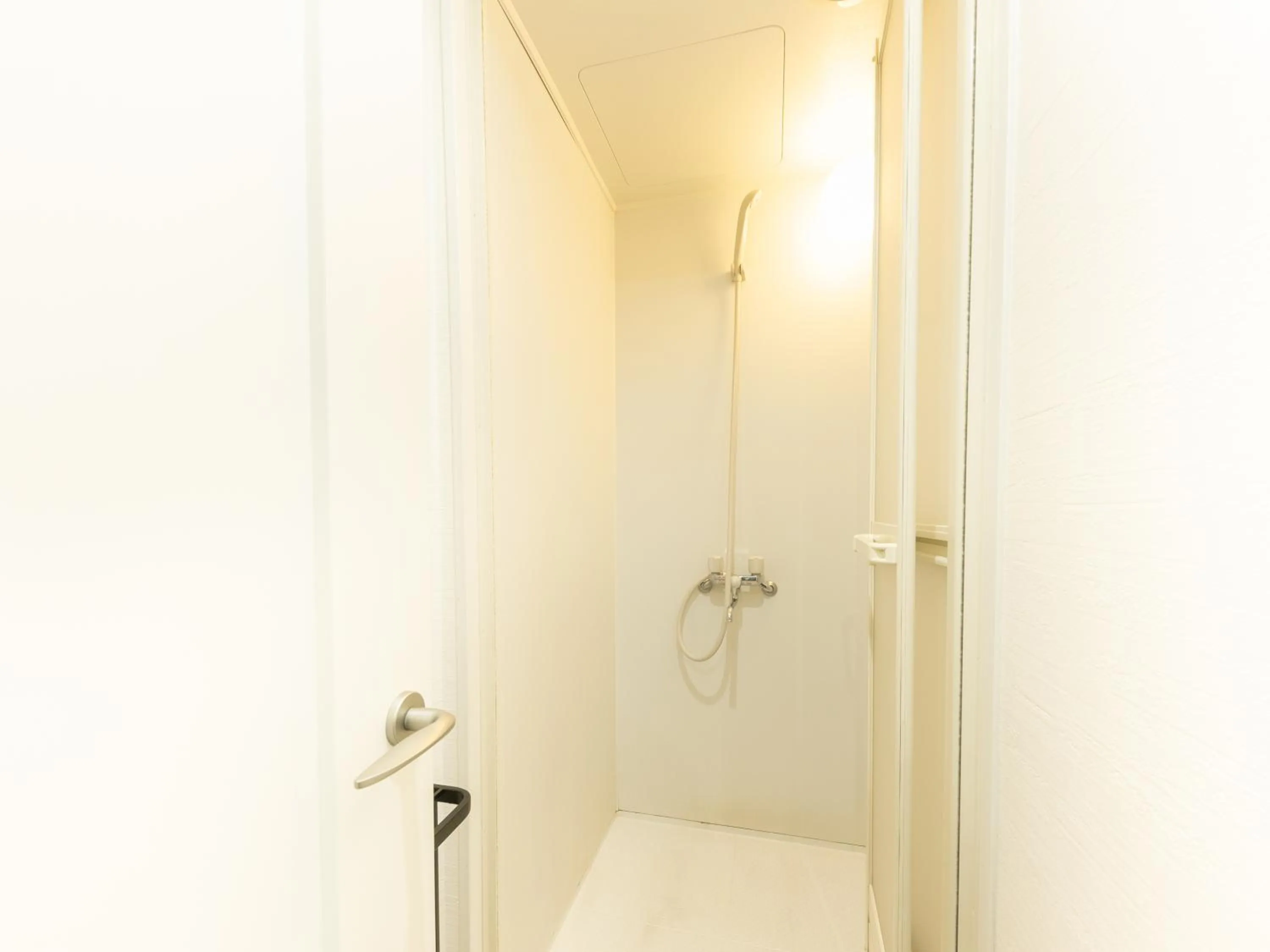 Bathroom in Hiromas Hostel in Ueno