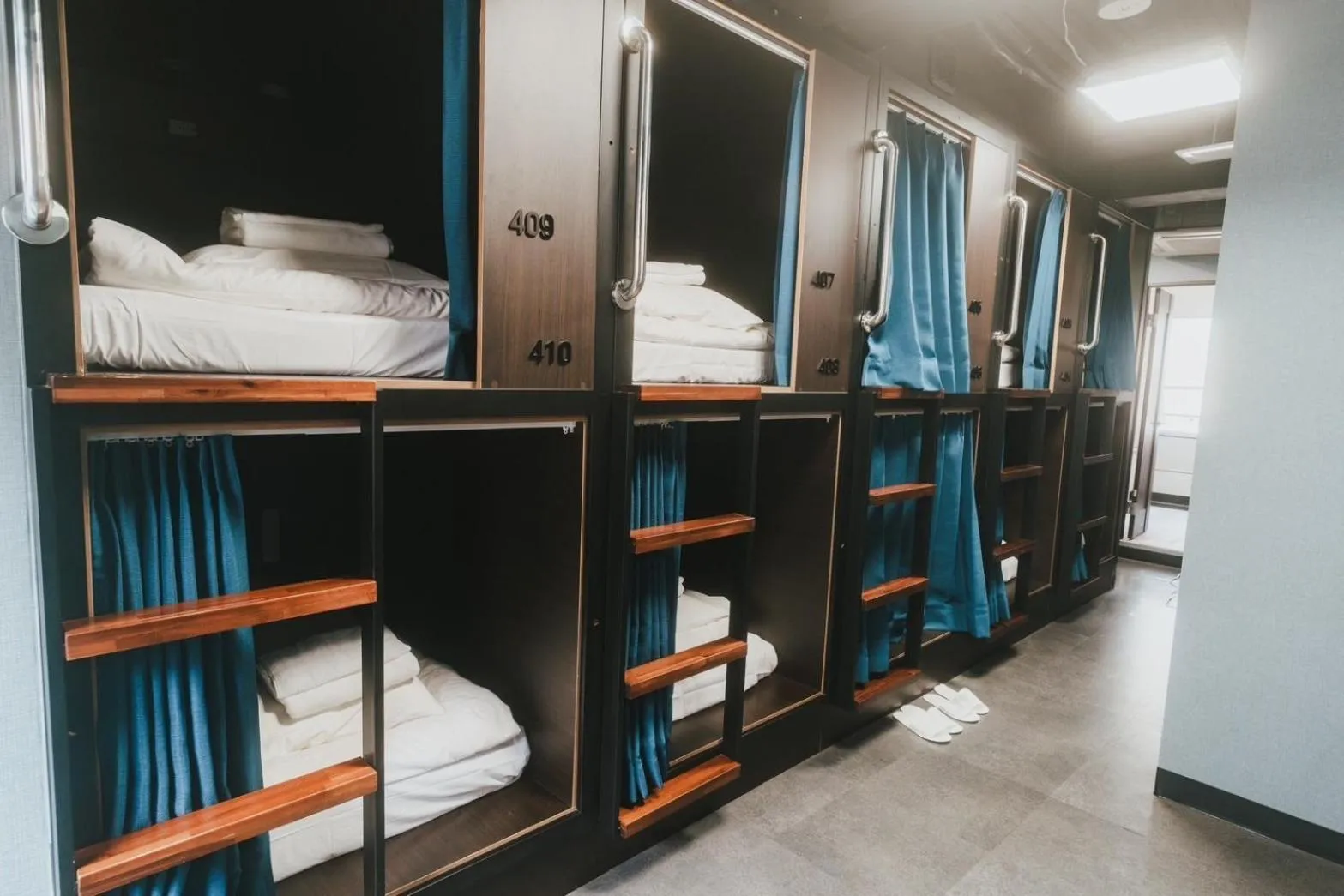 Bedroom, Bed in Hiromas Hostel in Ueno