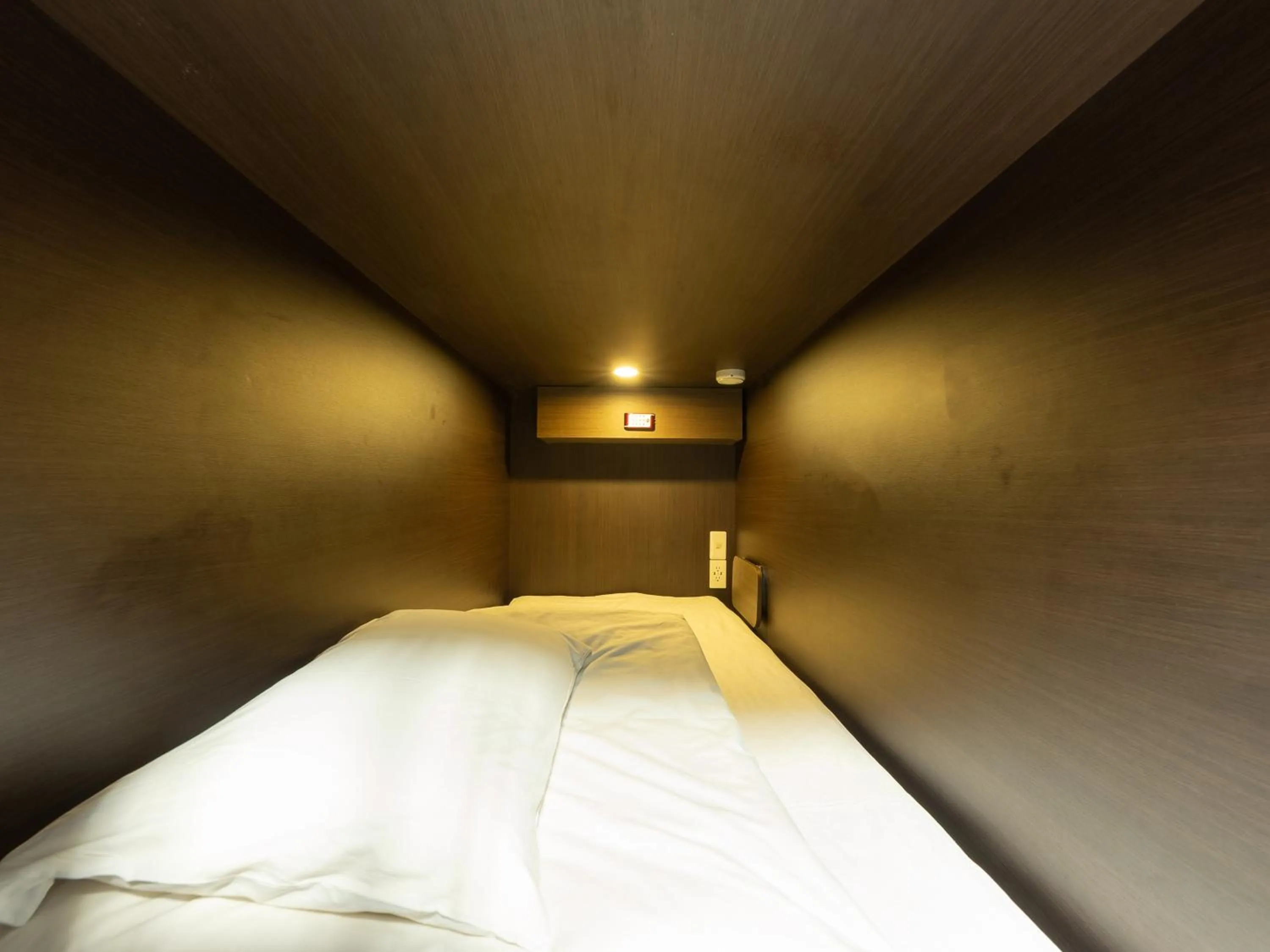 Bedroom, Bed in Hiromas Hostel in Ueno