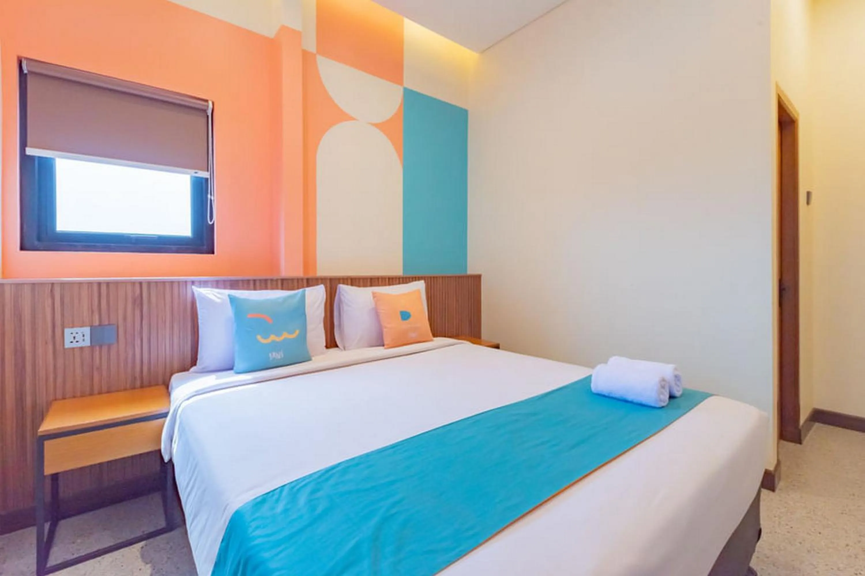 Bedroom, Bed in Sans Hotel Suryakencana Bogor