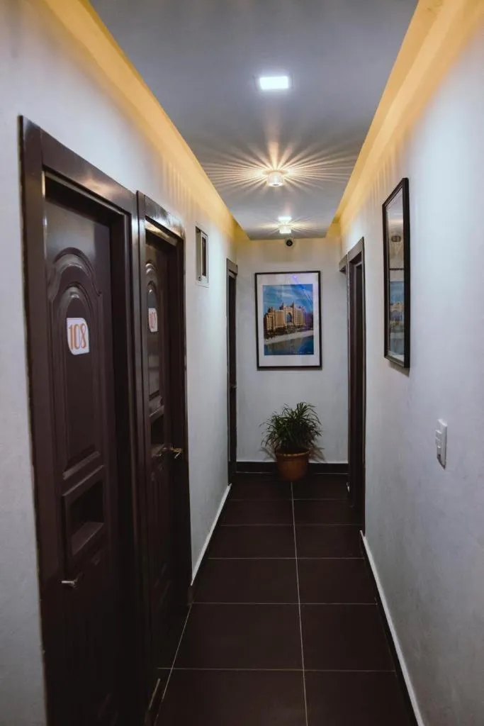 Facade/entrance in Hotel Reloj