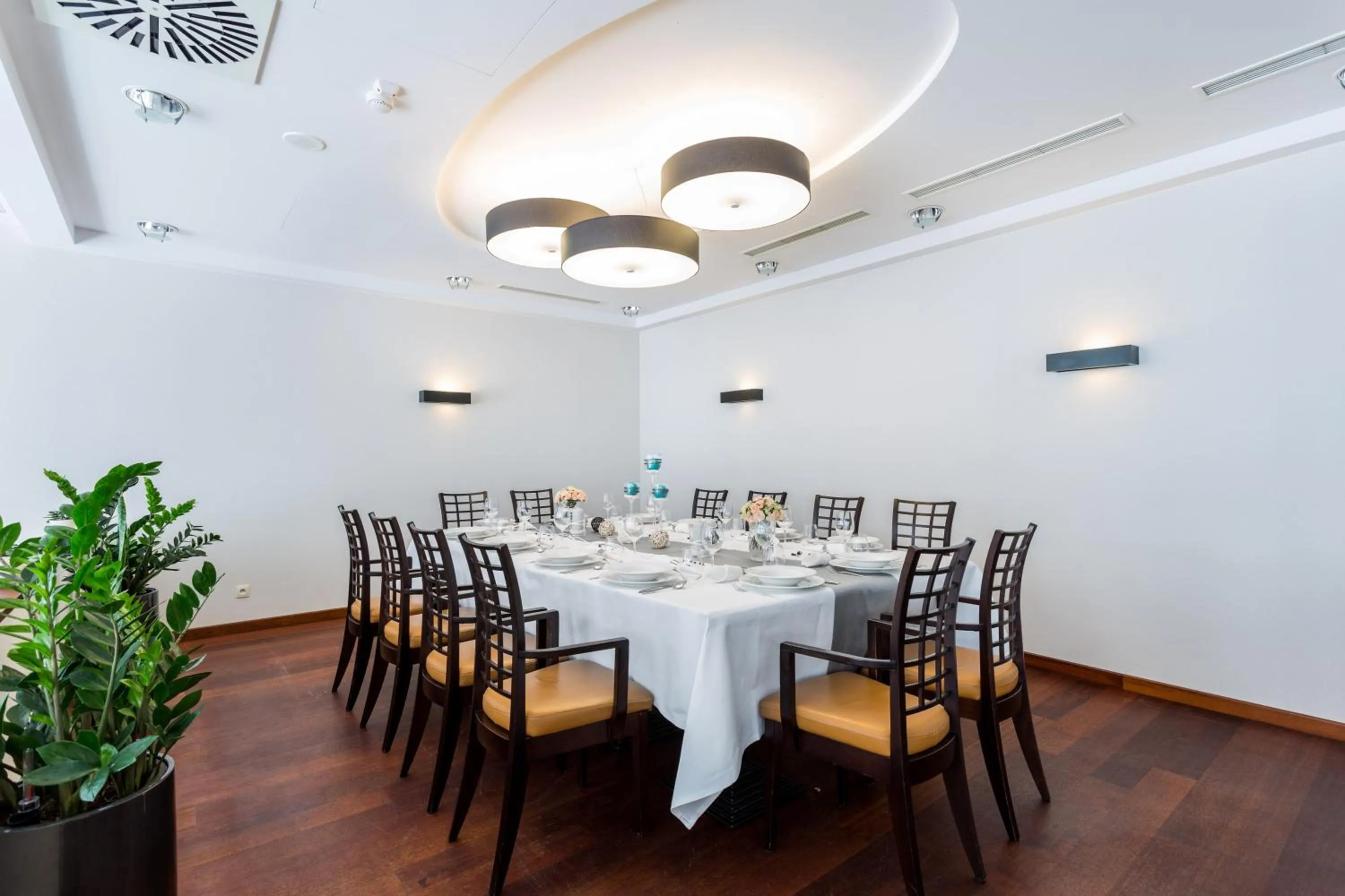 Restaurant/places to eat in Qubus Hotel Gliwice