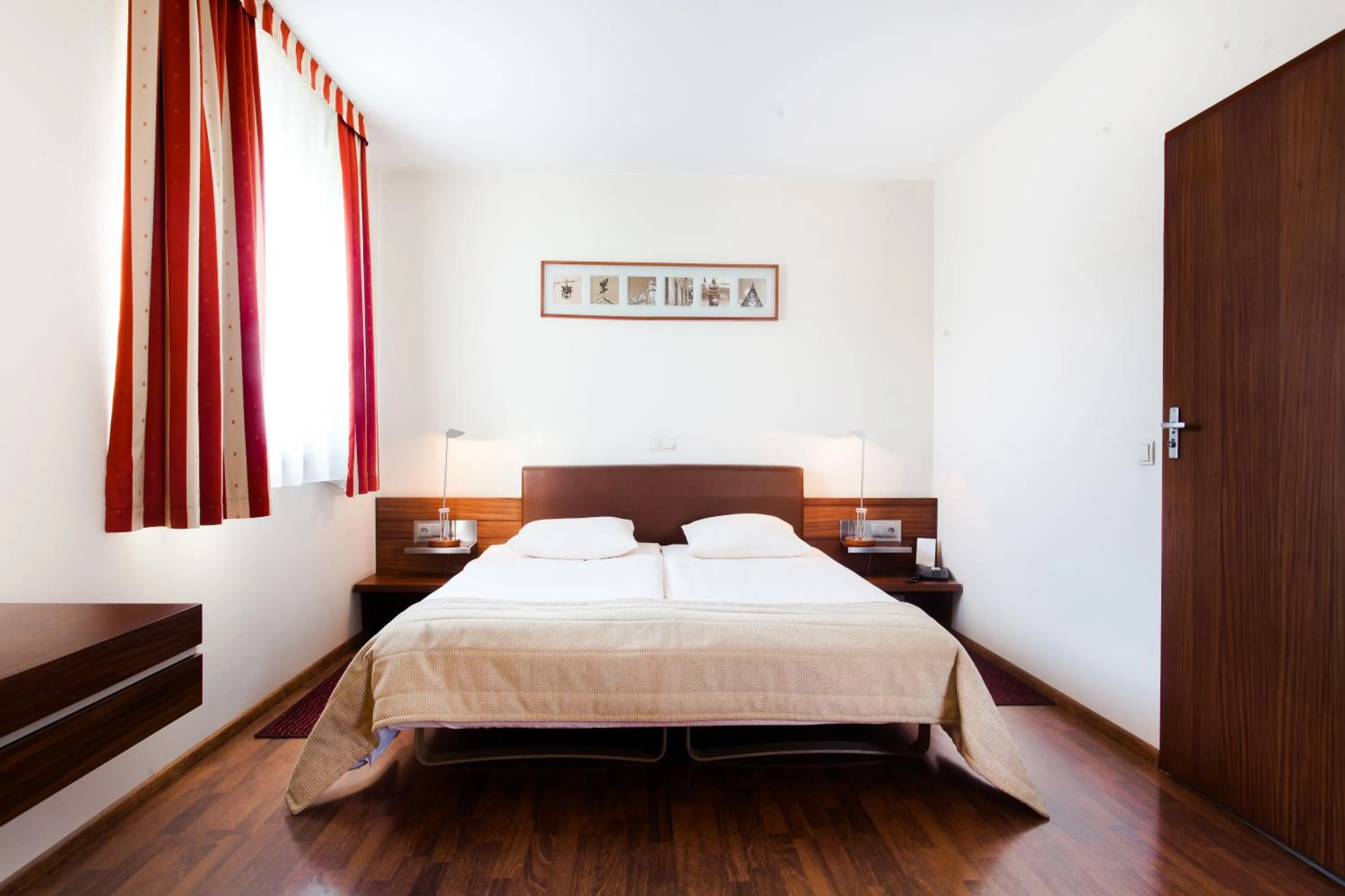 Photo of the whole room, Bed in Qubus Hotel Gliwice