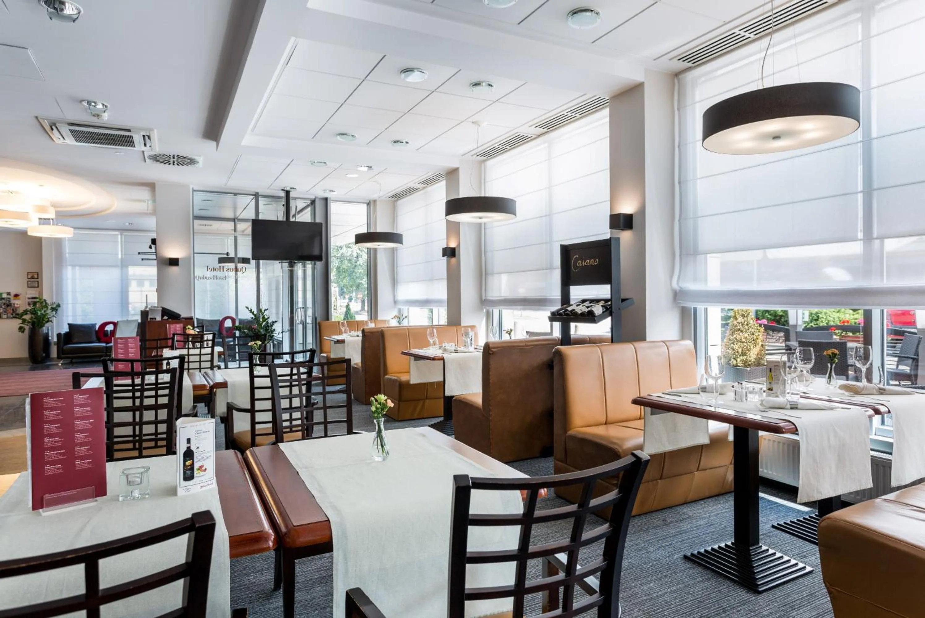 Restaurant/places to eat in Qubus Hotel Gliwice