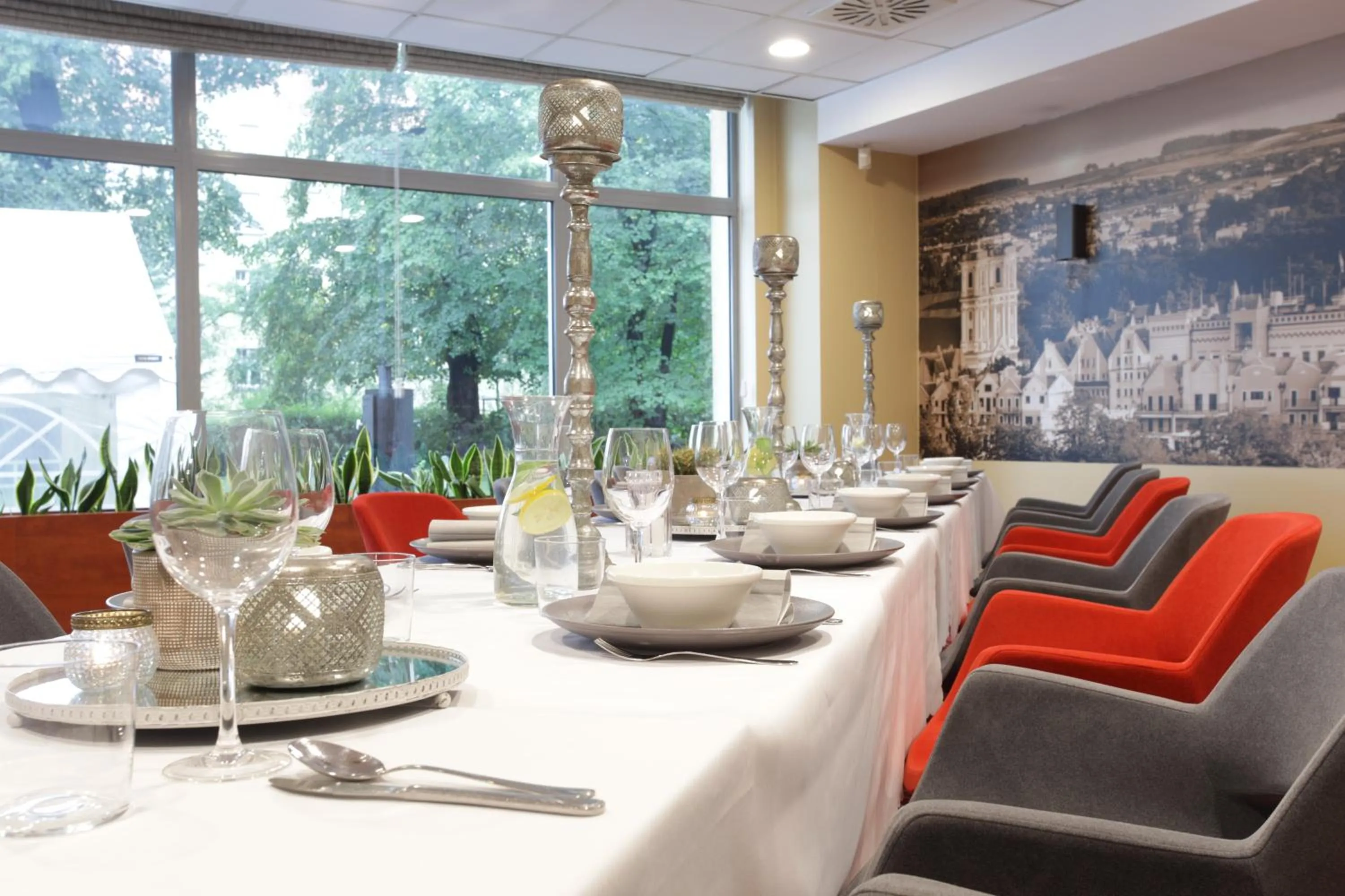 Restaurant/places to eat in Qubus Hotel Głogów