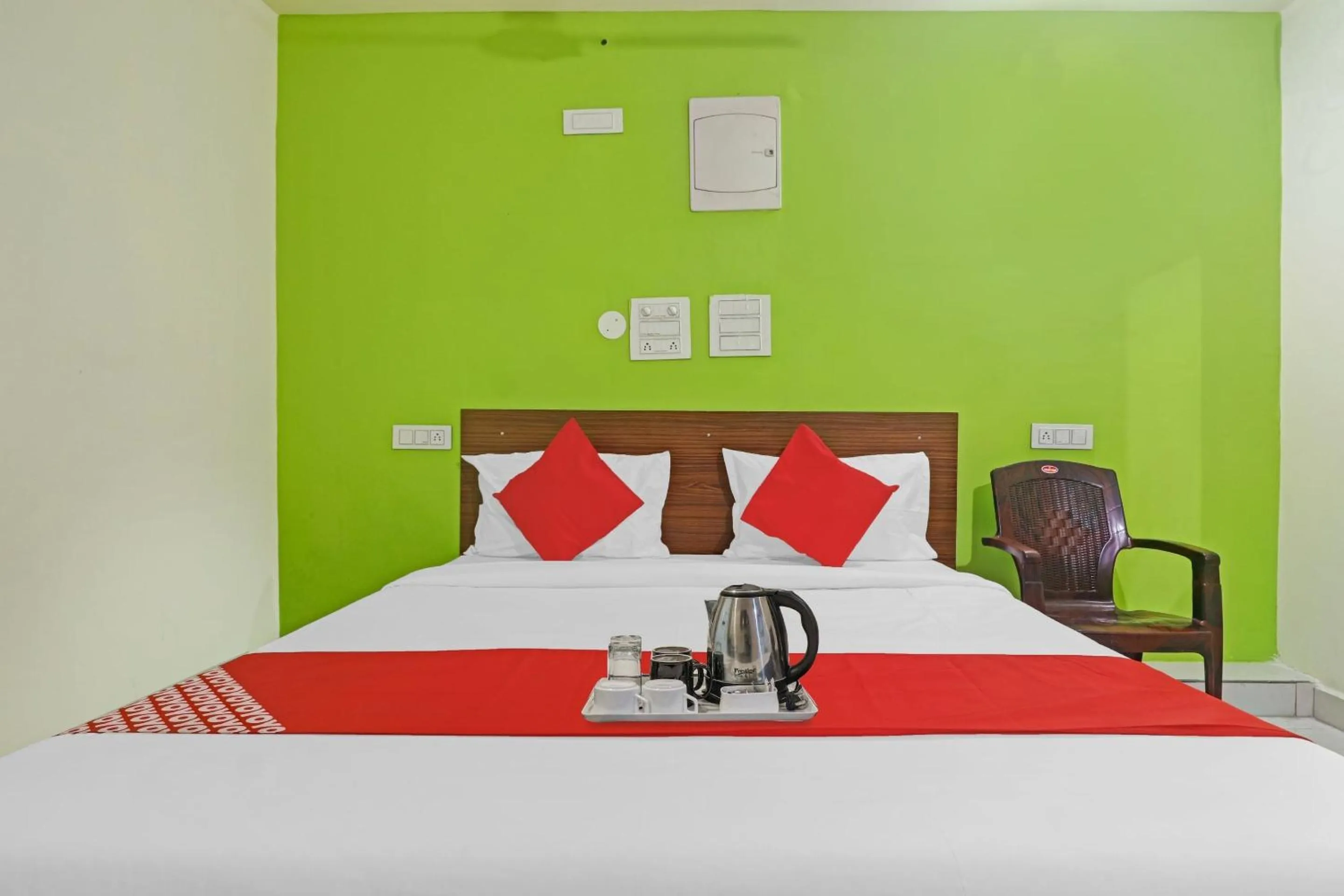 Bedroom, Bed in Hotel O Dk Reddy Square