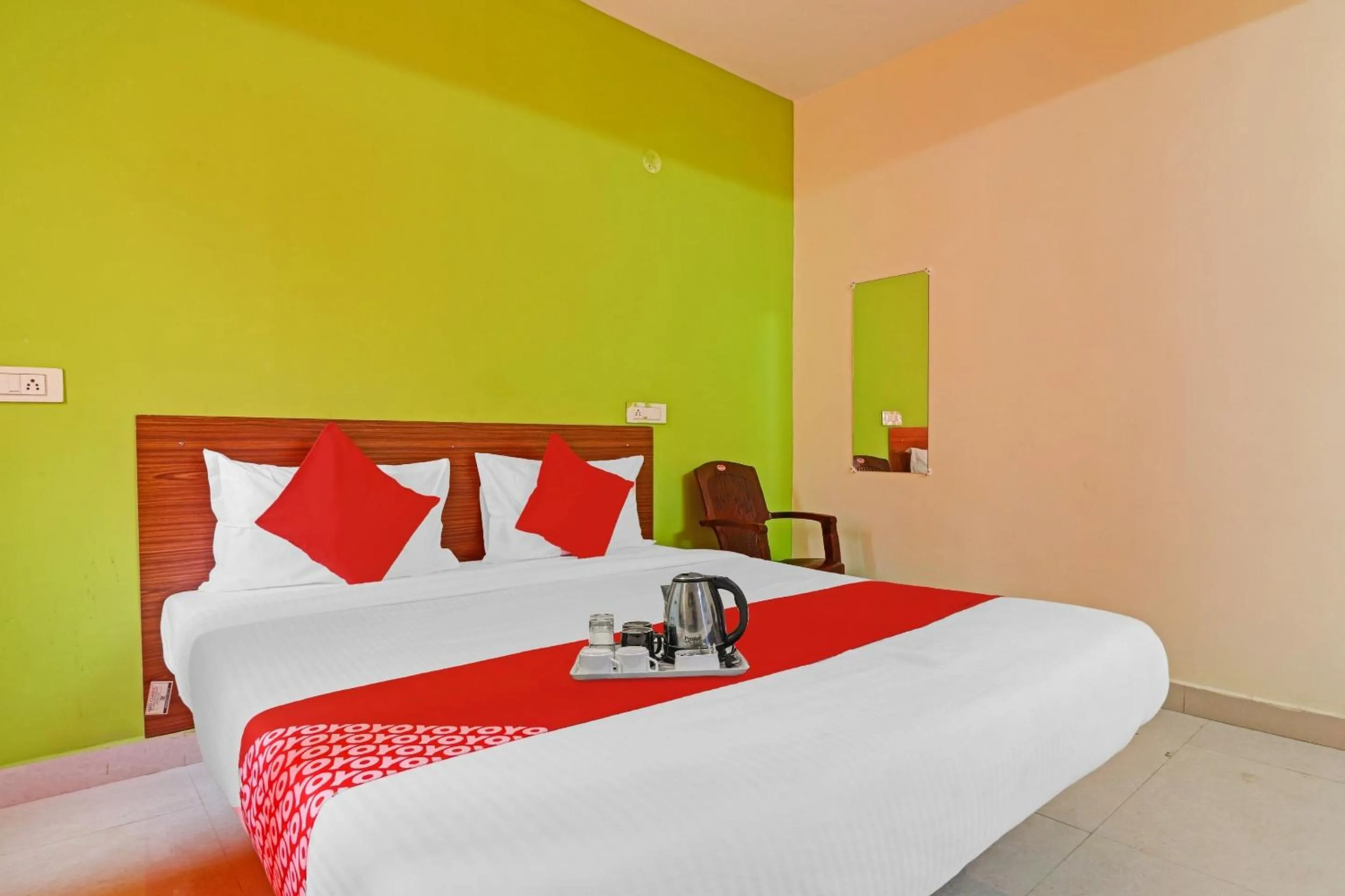 Bedroom, Bed in Hotel O Dk Reddy Square