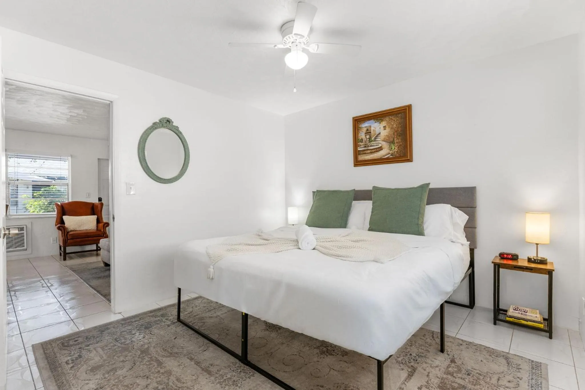 Bed in Victoria Park Regency