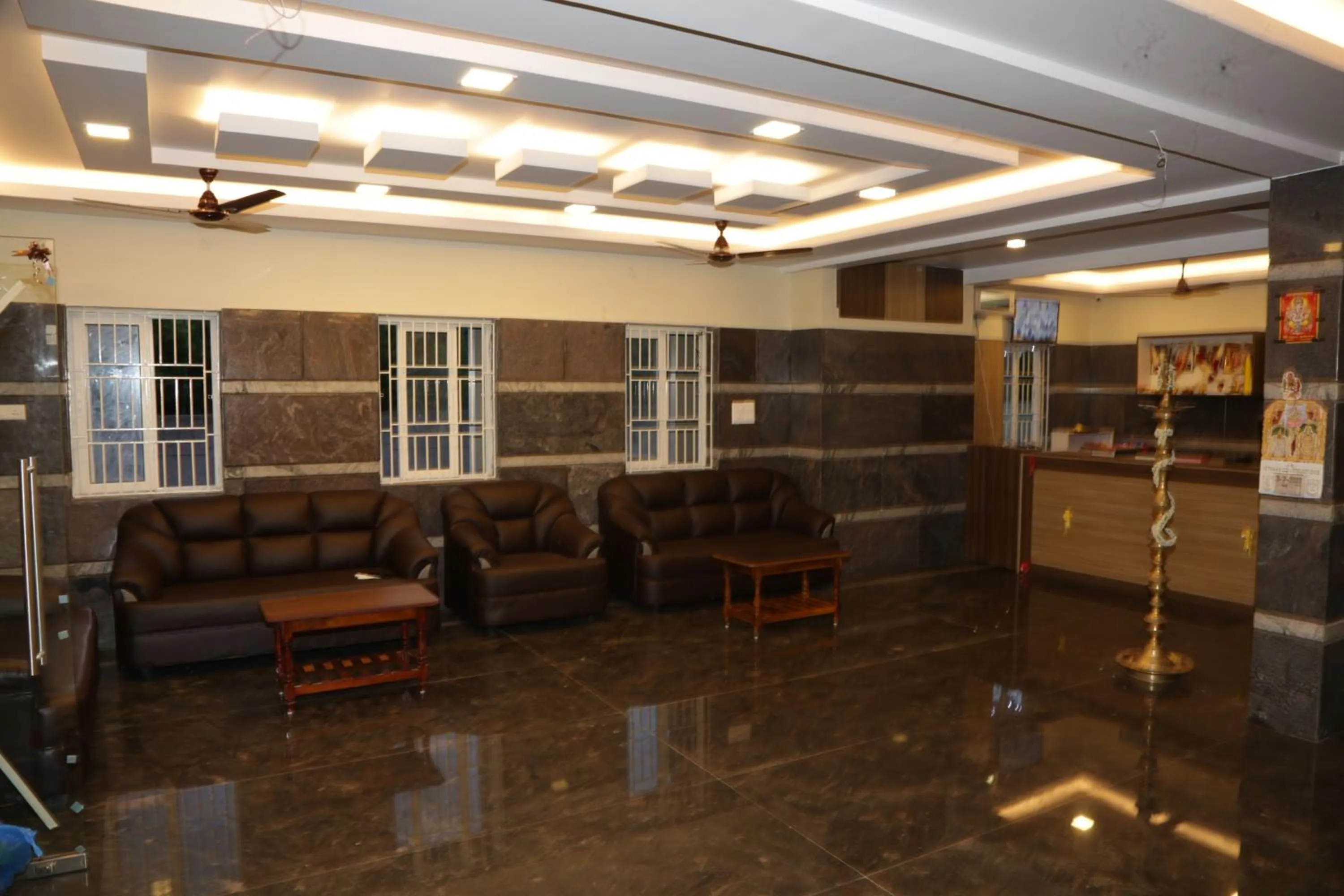 Lobby or reception in Santhosh Inn