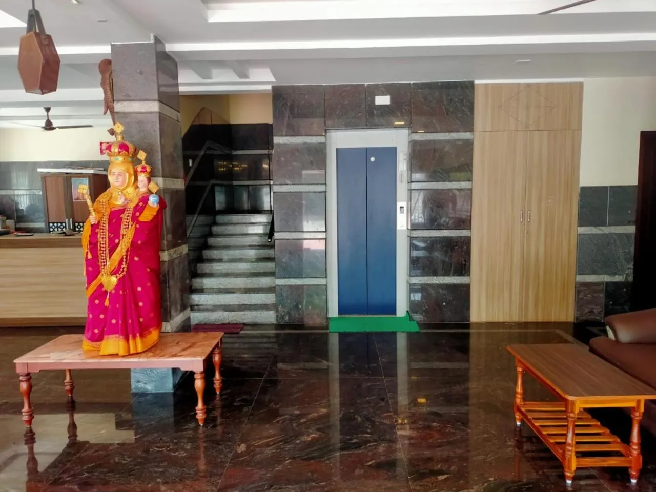 Lobby or reception in Santhosh Inn
