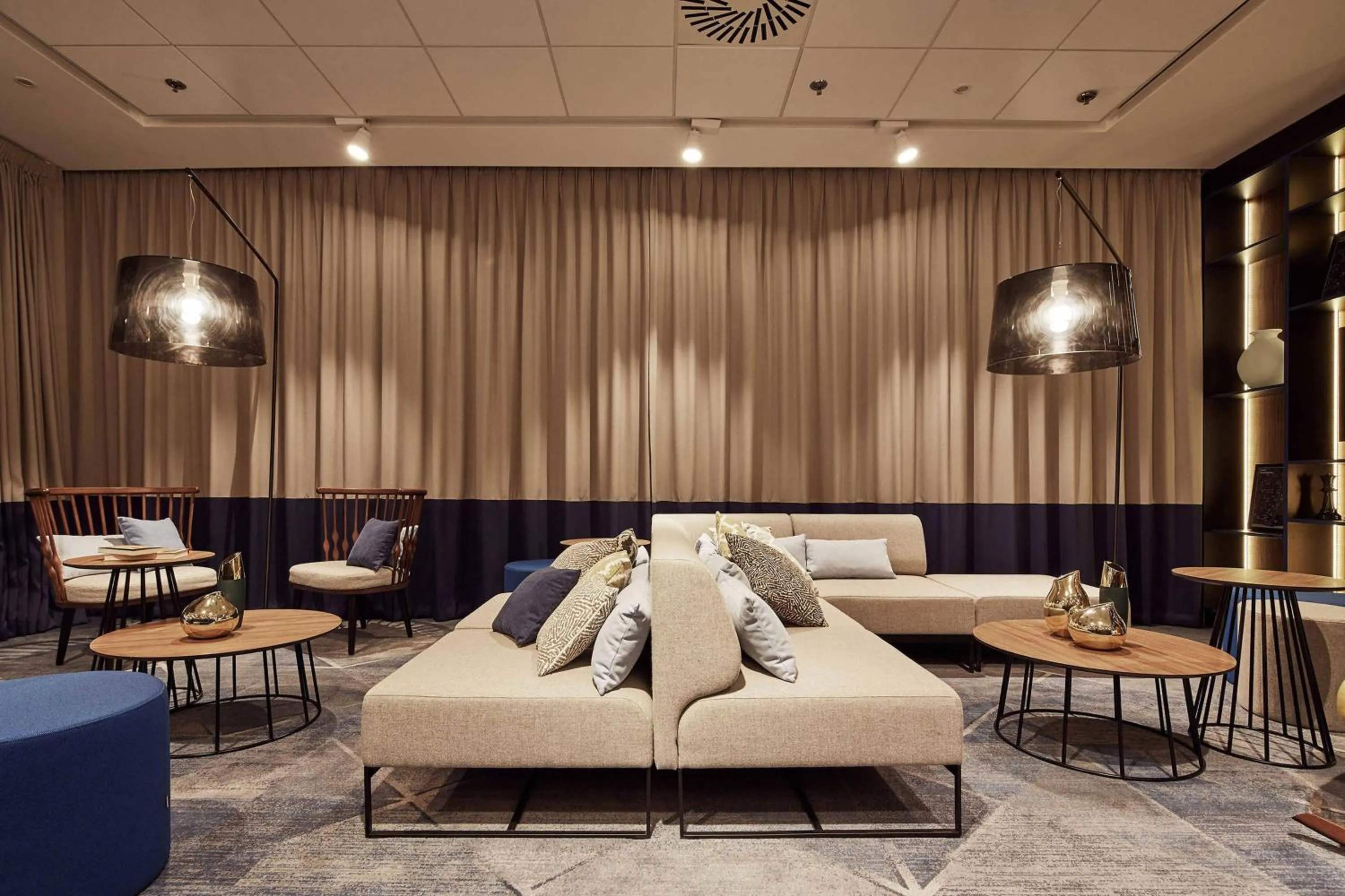 Meeting/conference room in Courtyard by Marriott Katowice City Center