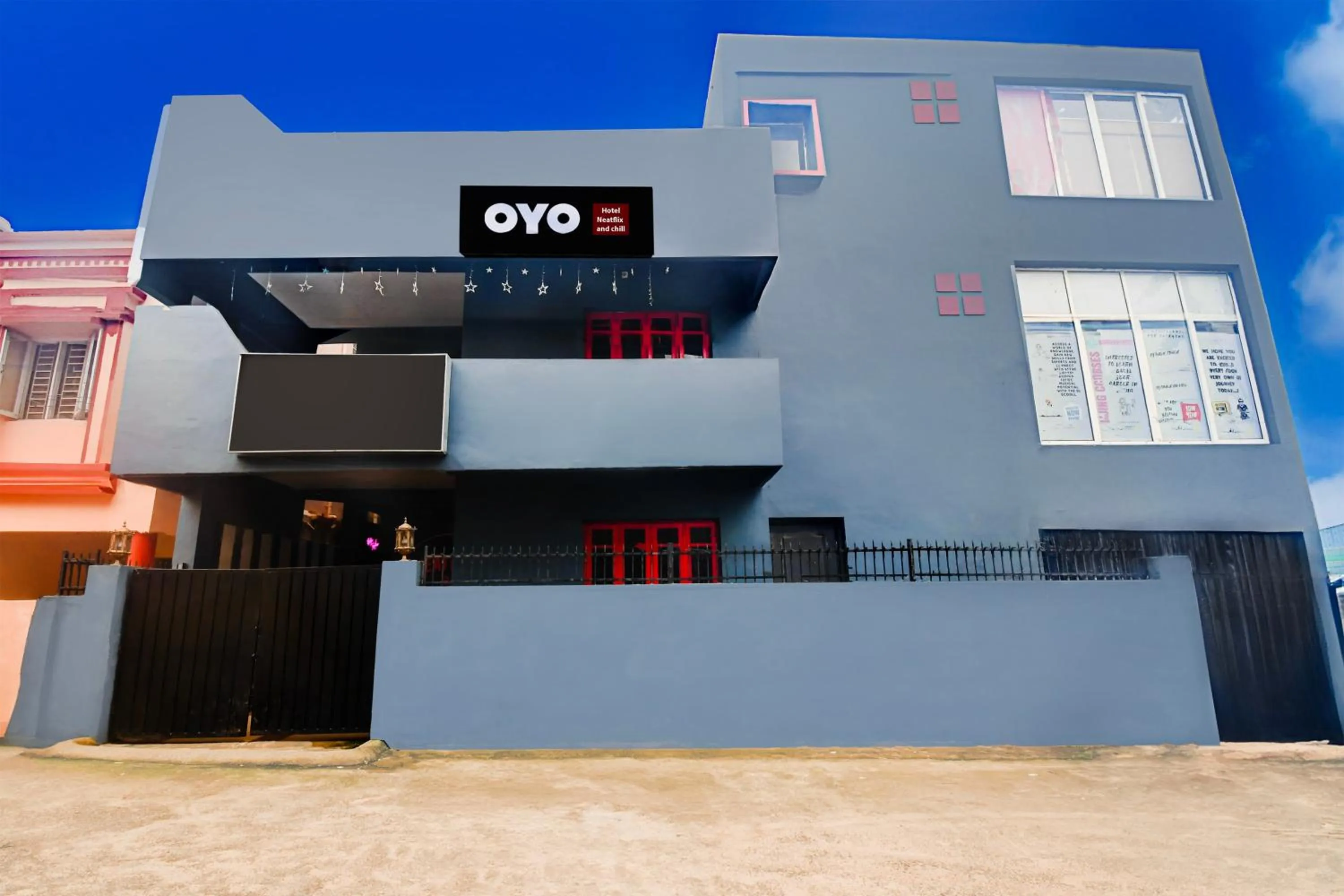 Facade/entrance in Hotel O Neatflix And Chill