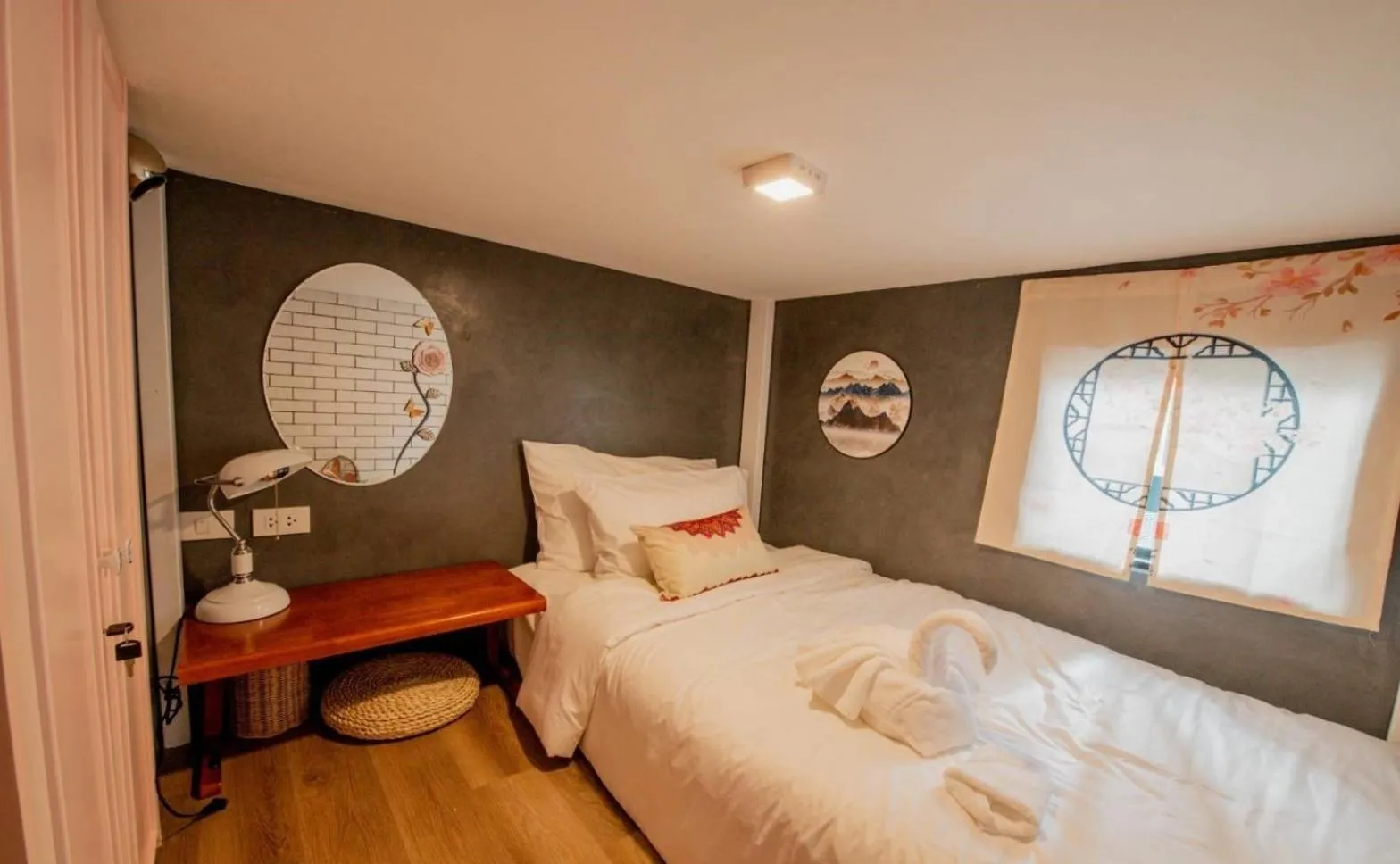 Bed in Lynlan Hostel & Cafe