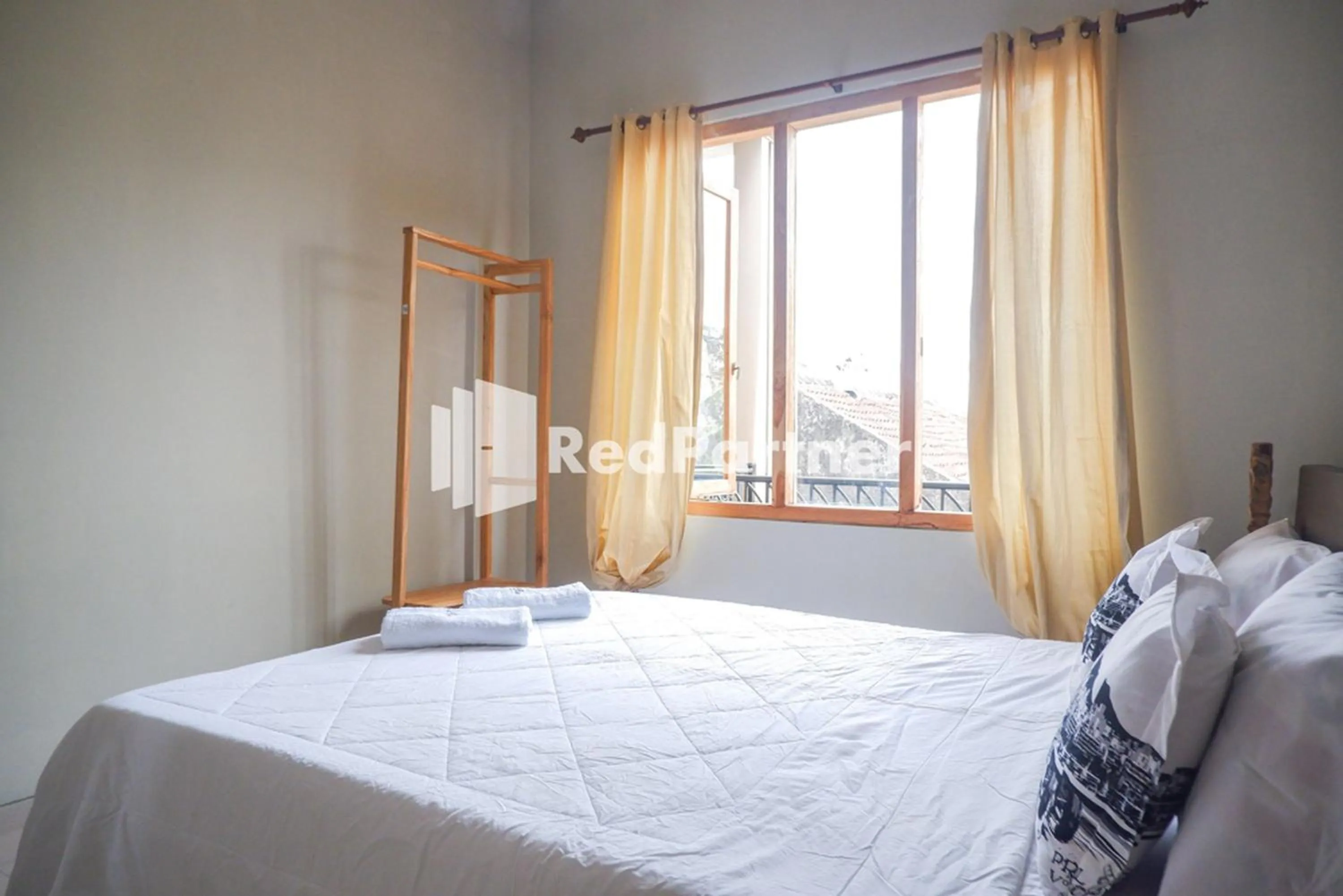 Bedroom, Bed in Rumah CIA Taman Siswa near Malioboro Yogyakarta Mitra RedDoorz
