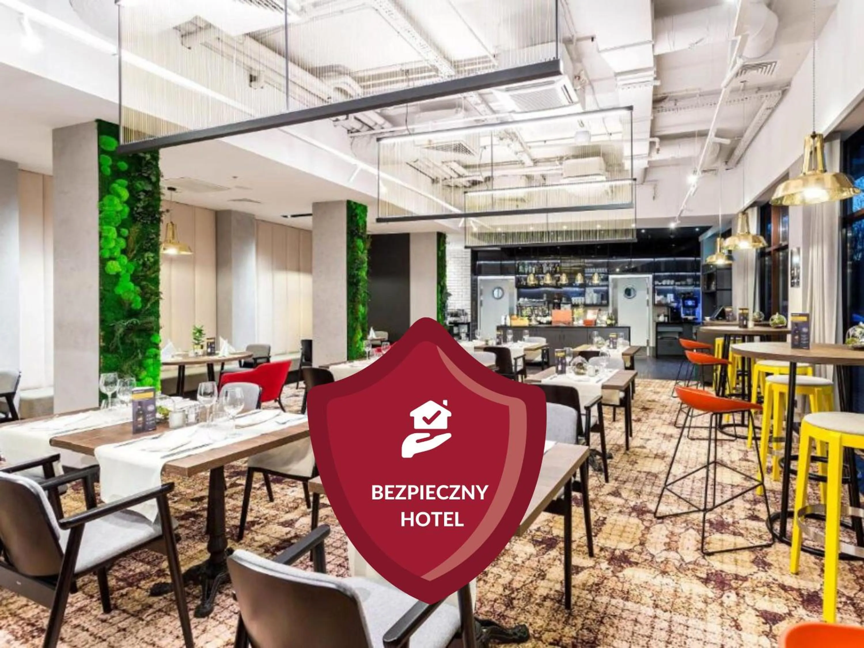 Restaurant/places to eat in Qubus Hotel Łódź