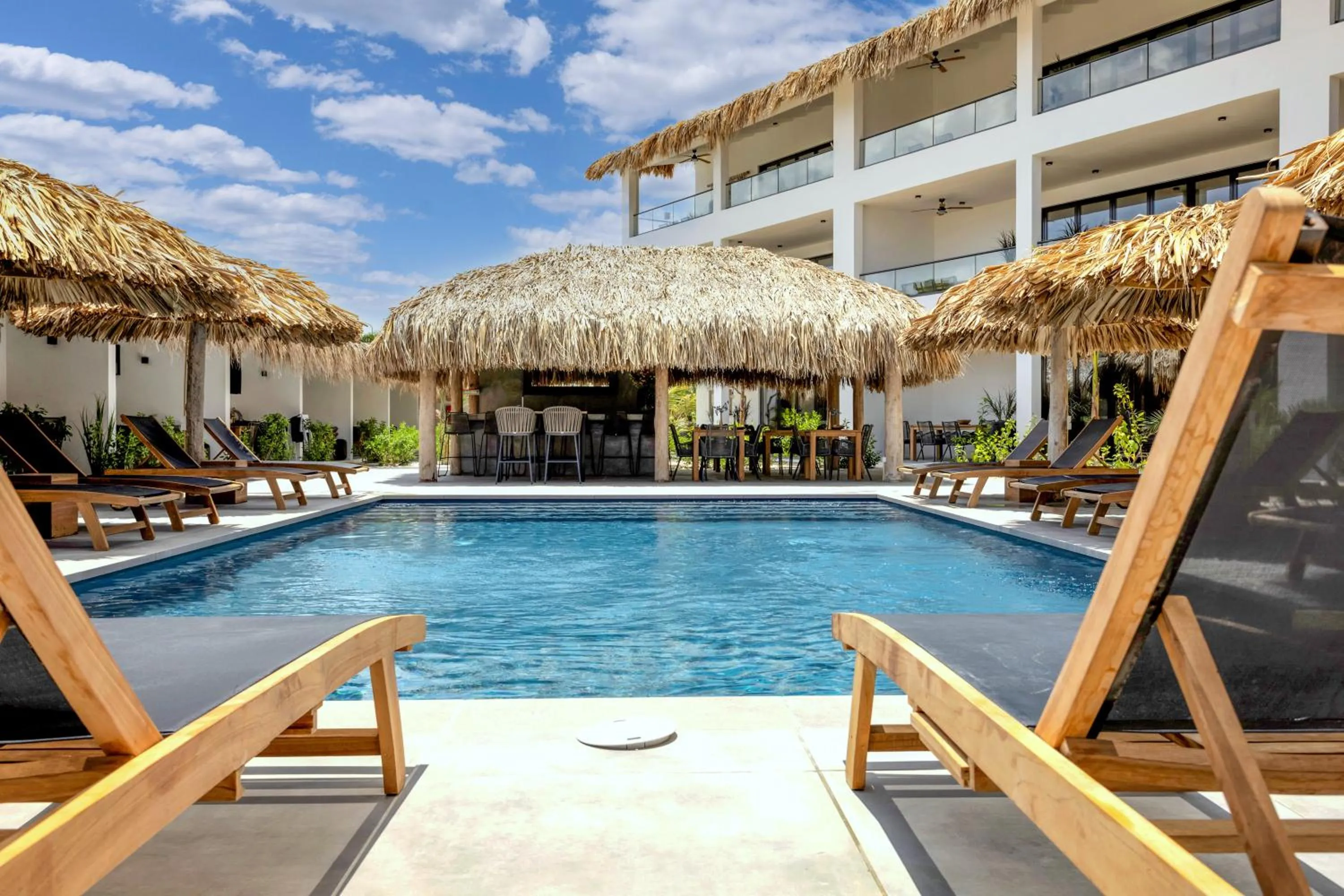 Pool view in Belnem House Bonaire