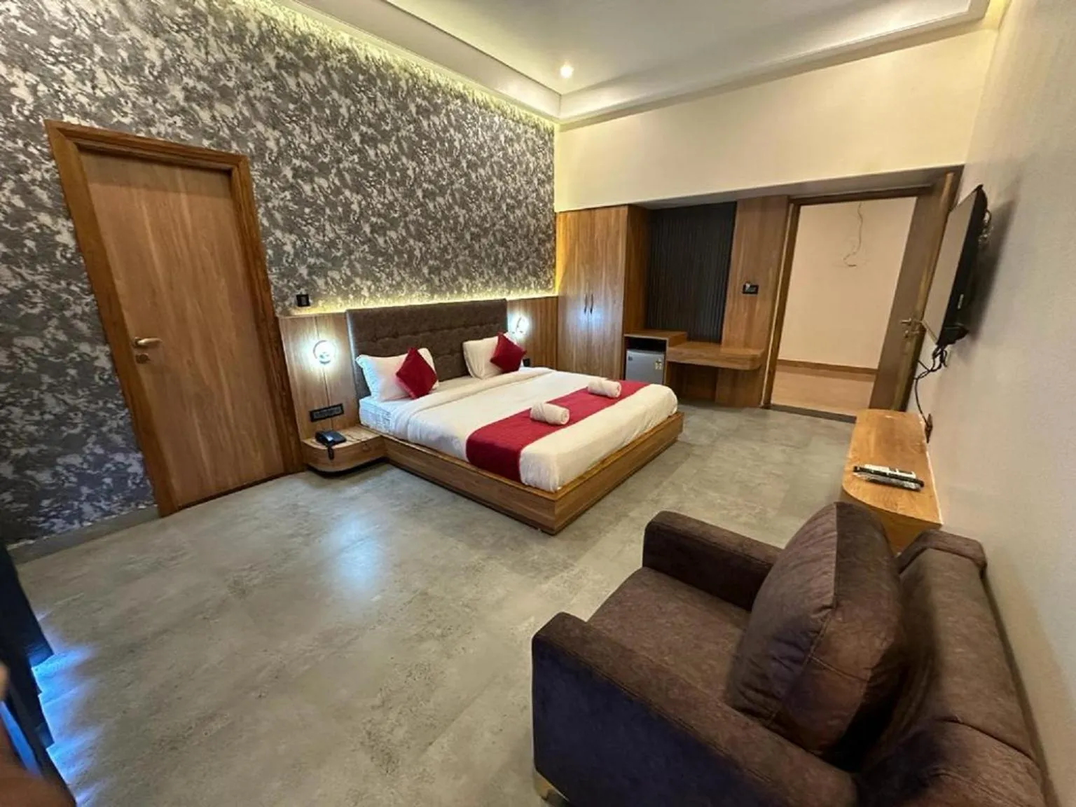 Bedroom, Bed in Nature Retreat Resorts- Life in Nature