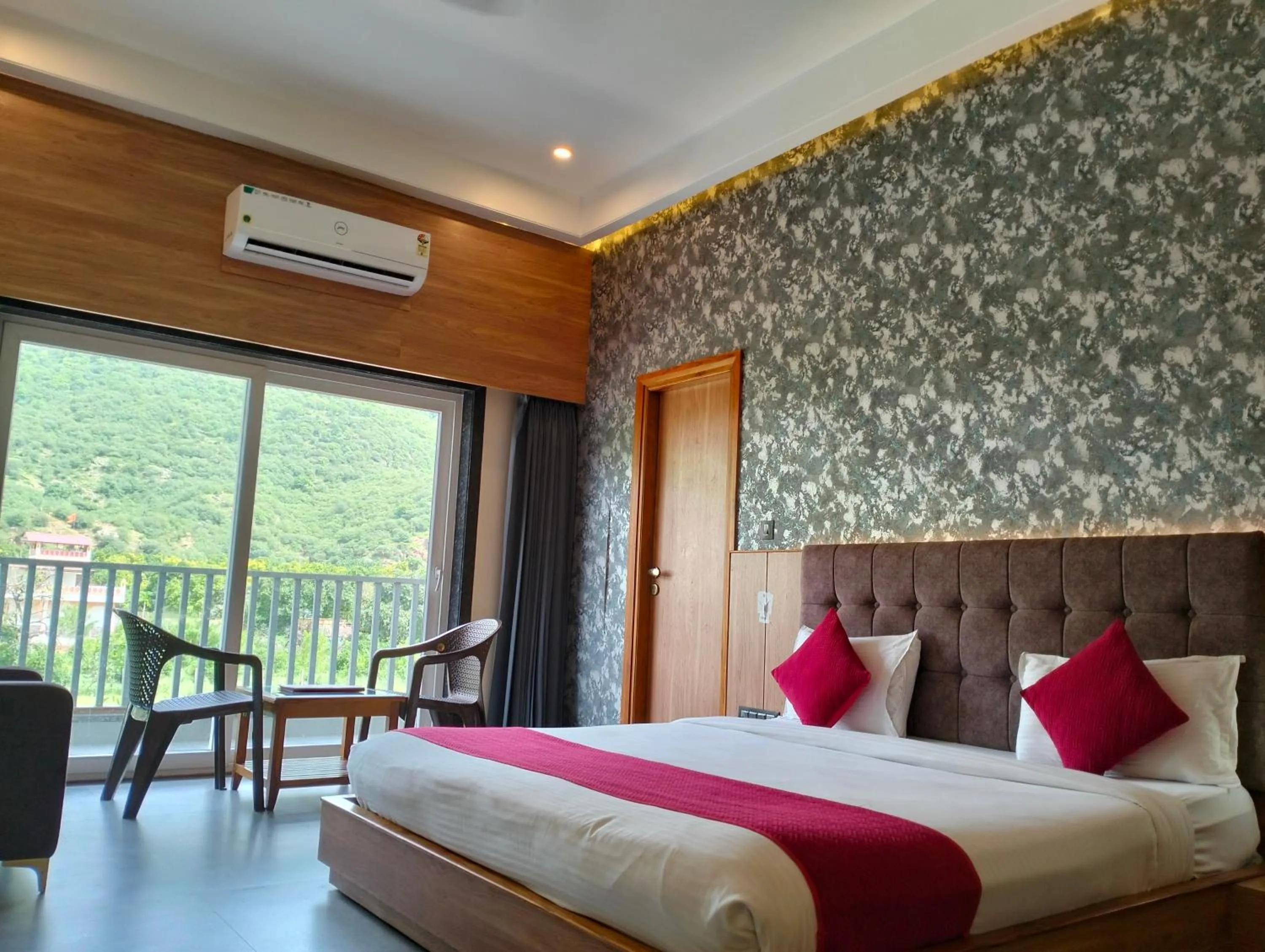 View (from property/room), Bed in Nature Retreat Resorts- Life in Nature