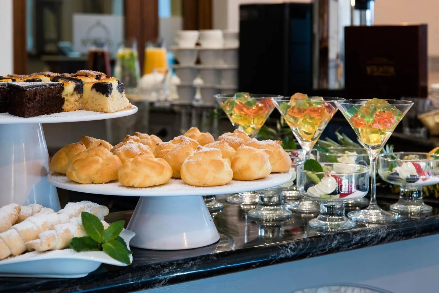 Breakfast in Villa Sedan - Destigo Hotels