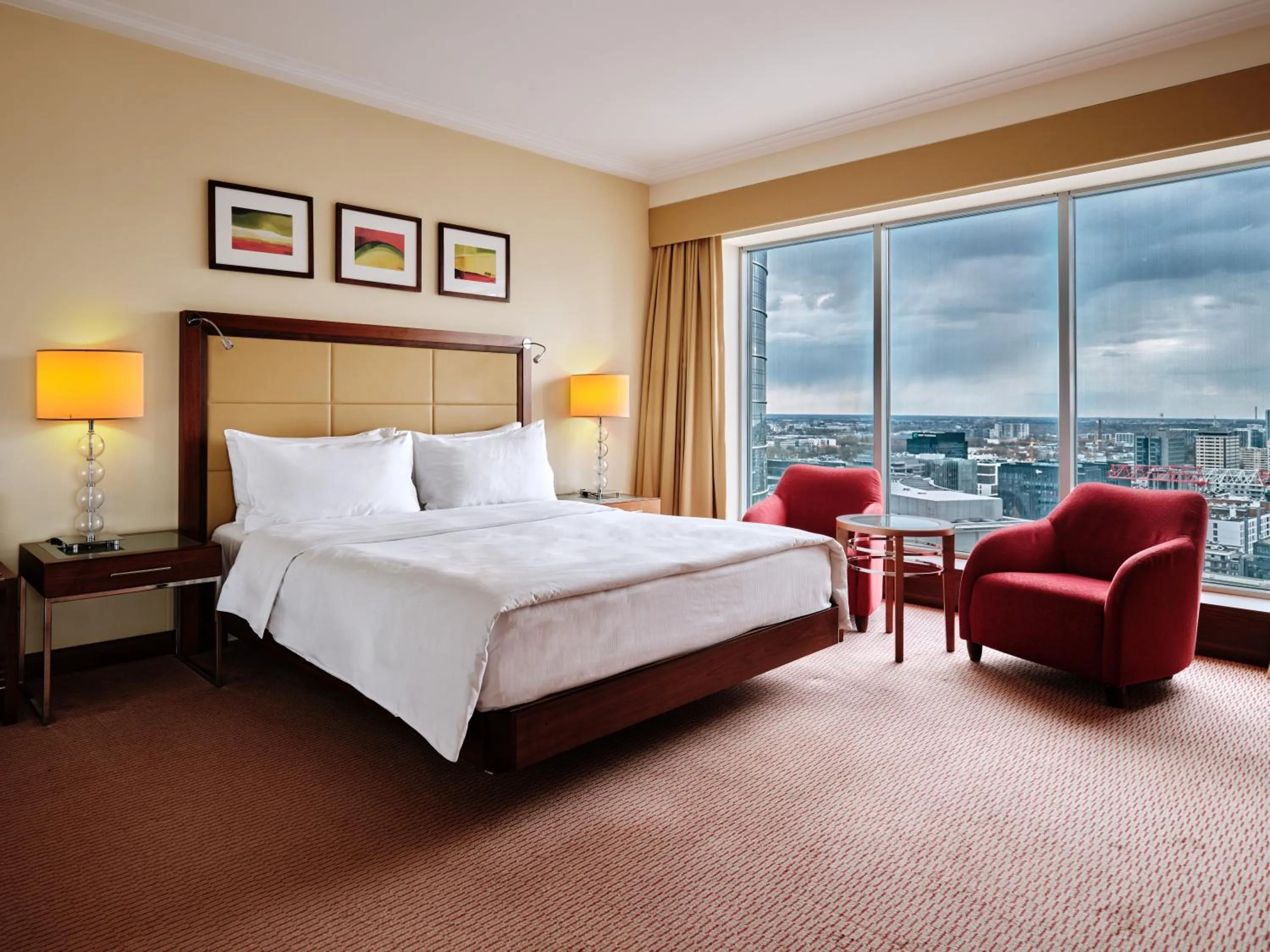 Bed in Hilton Warsaw City Hotel