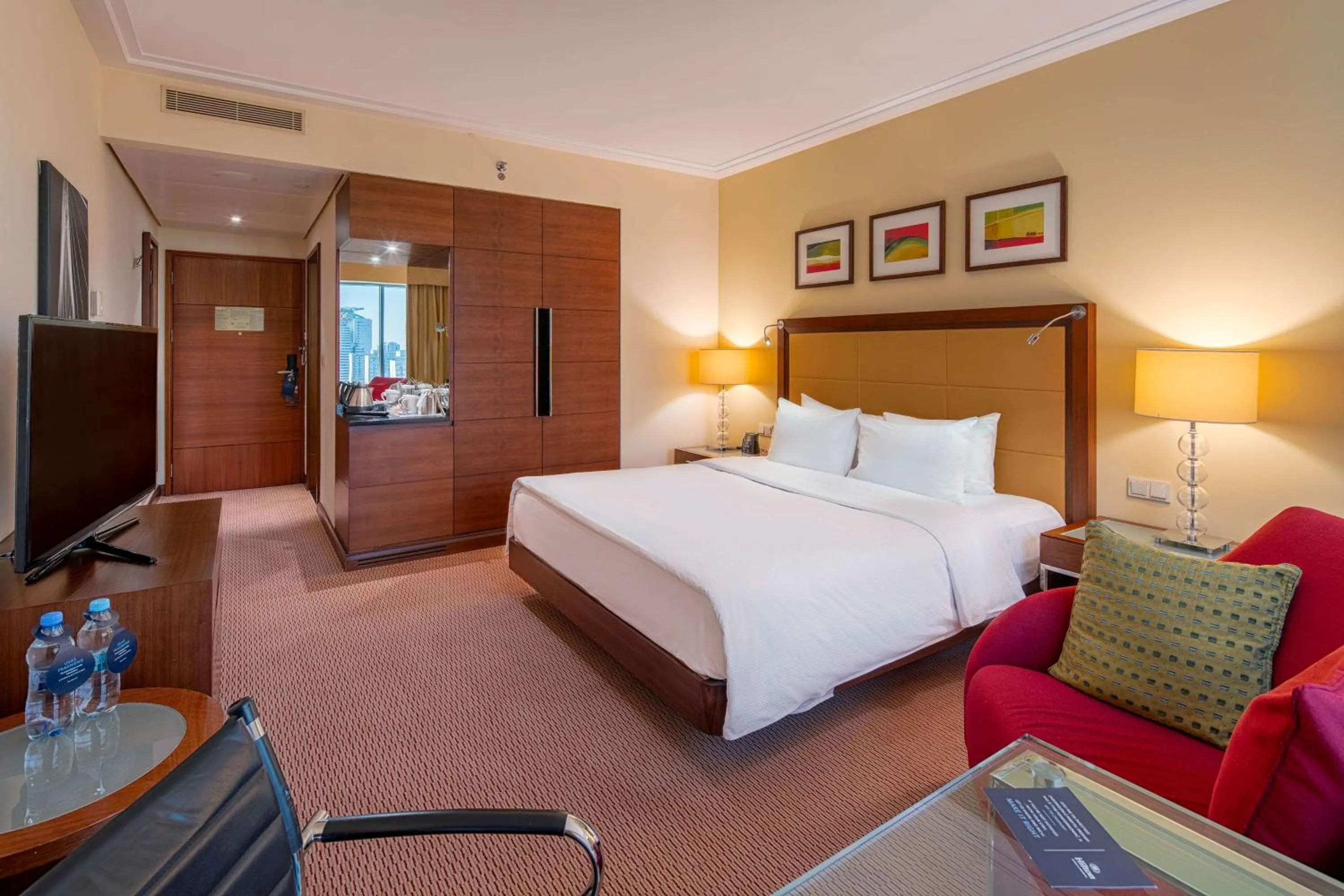 Executive King Room in Hilton Warsaw City Hotel