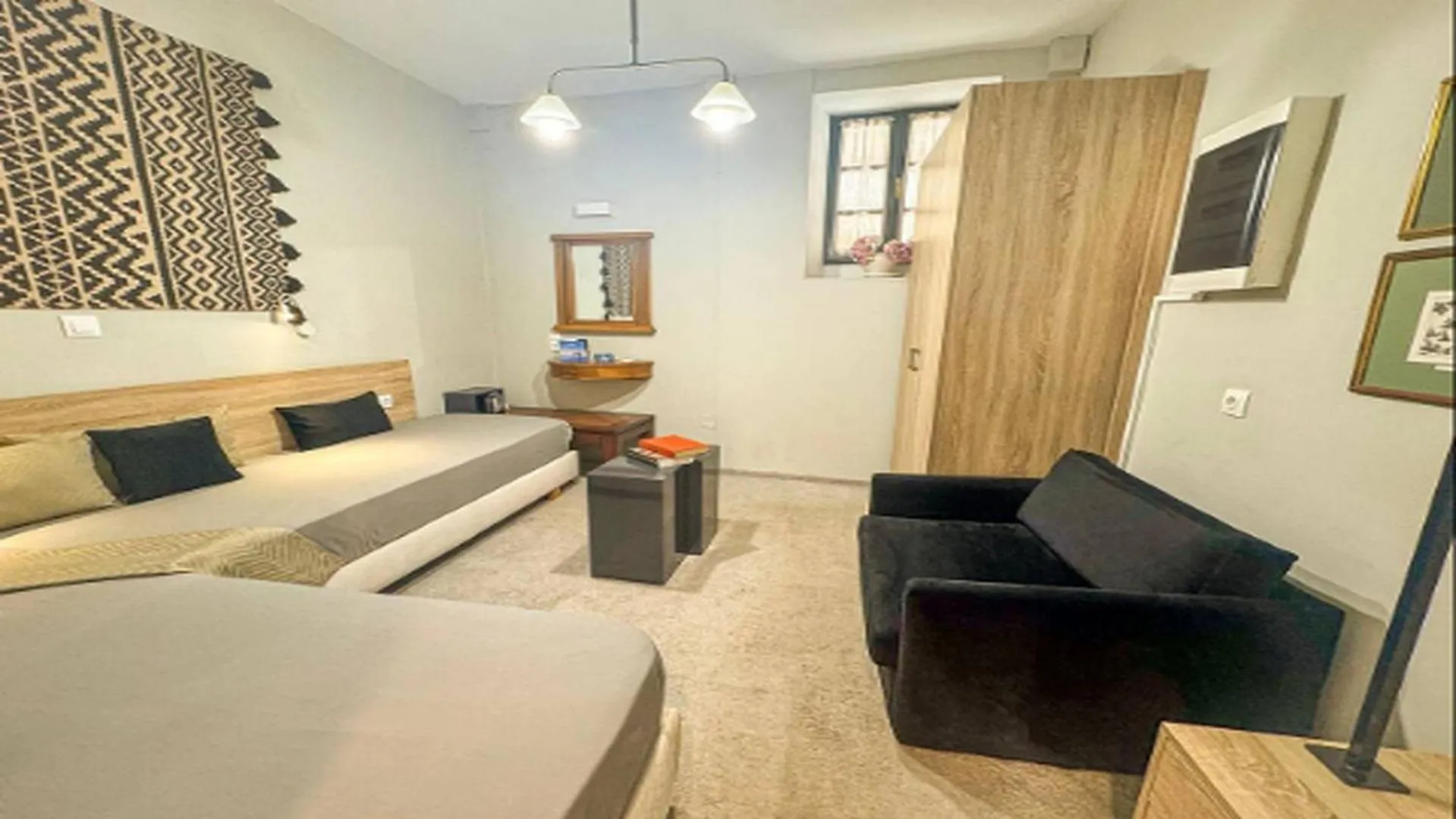 Living room in Gateway Suites