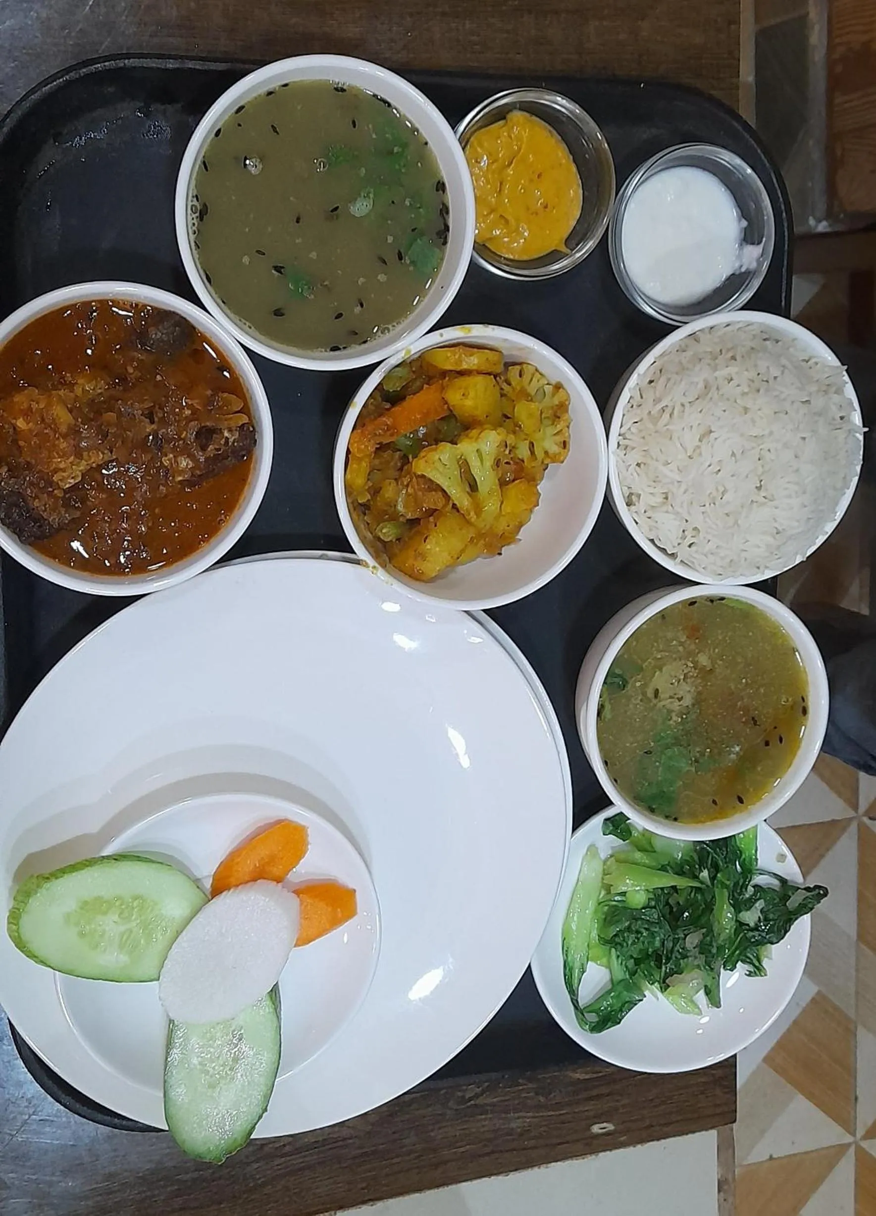 Dinner in Paradise Villa