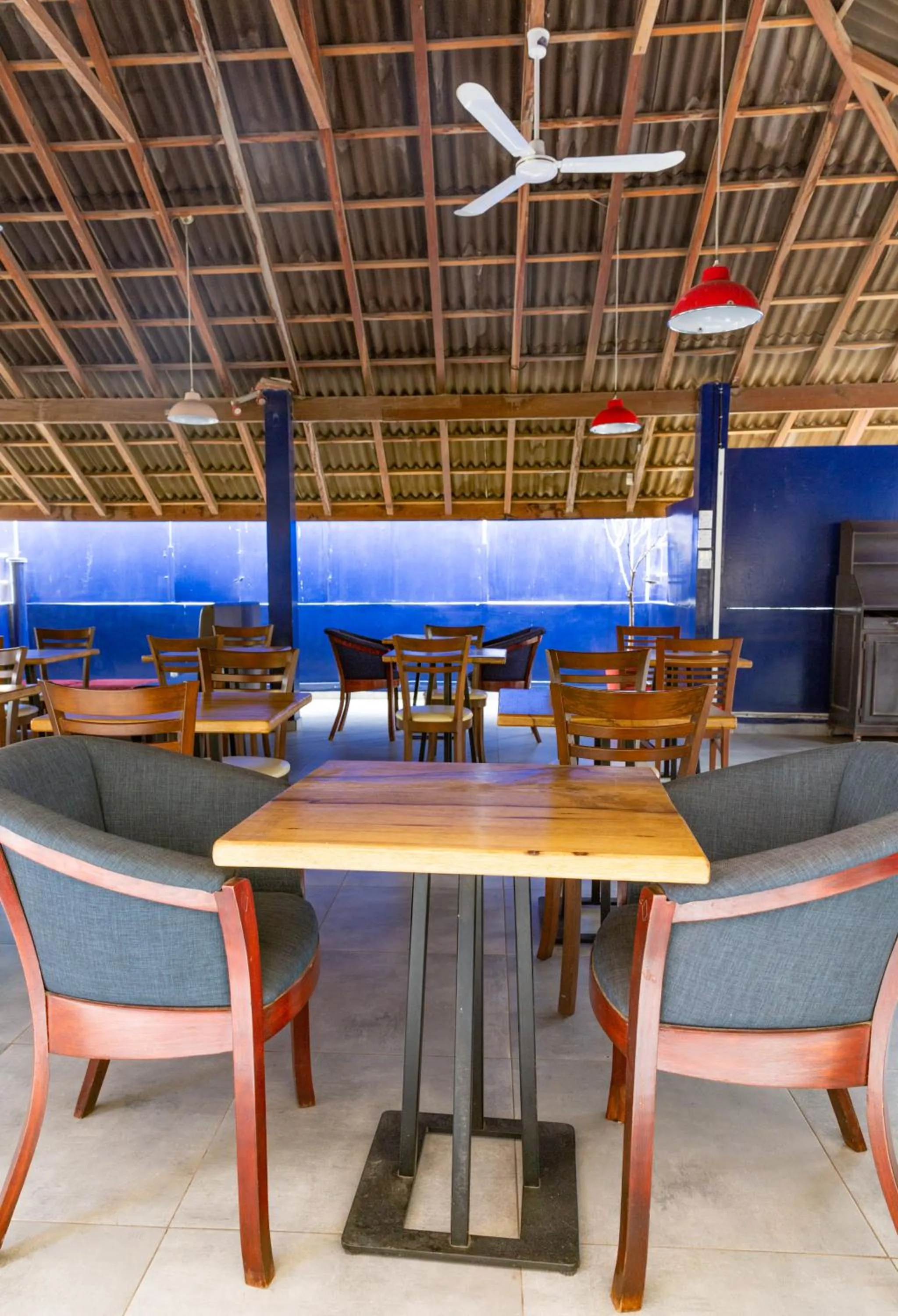 Restaurant/places to eat in Résidence De La Porte Du Millenaire