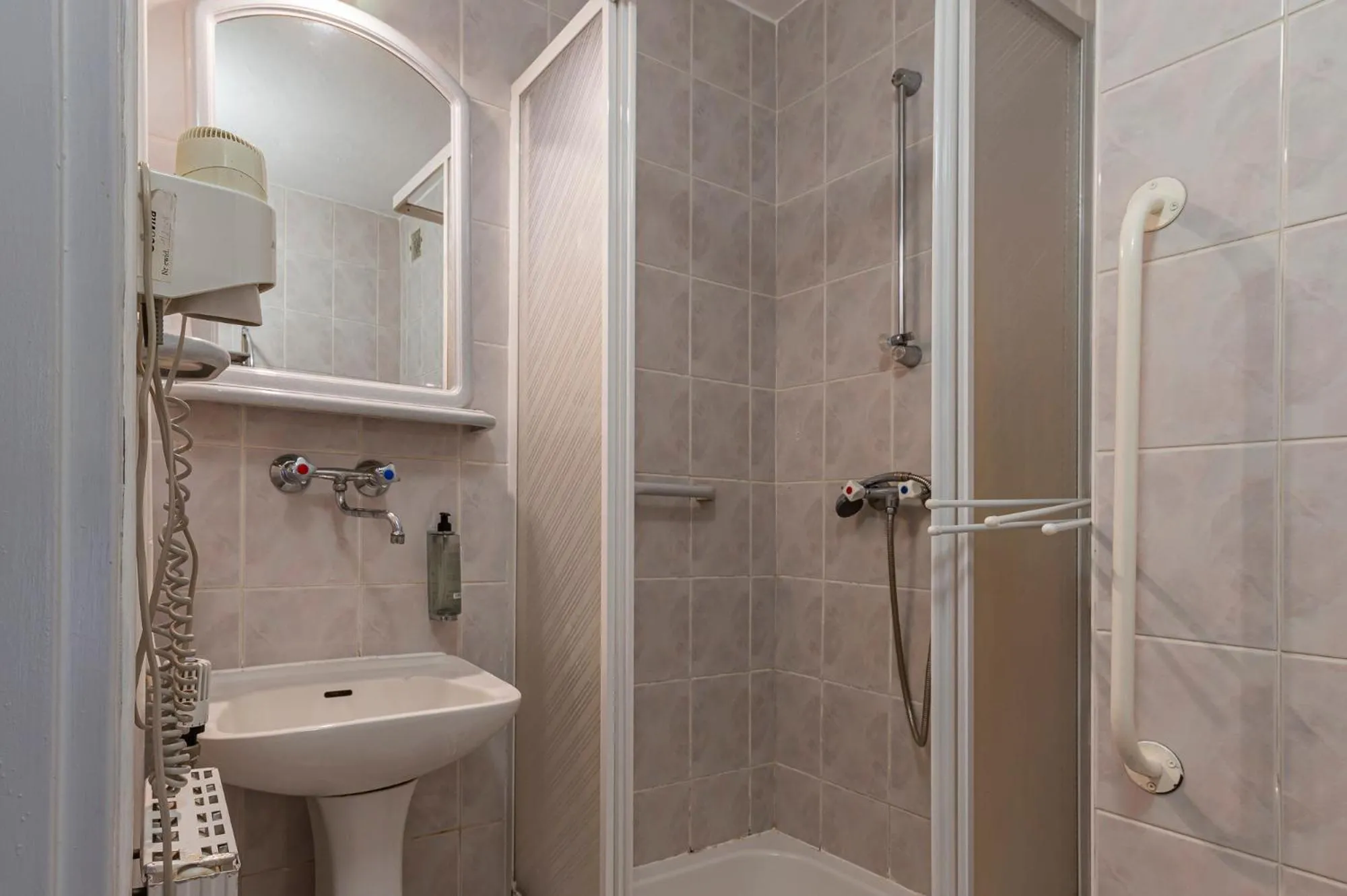 Bathroom in Geovita Lądek Zdrój