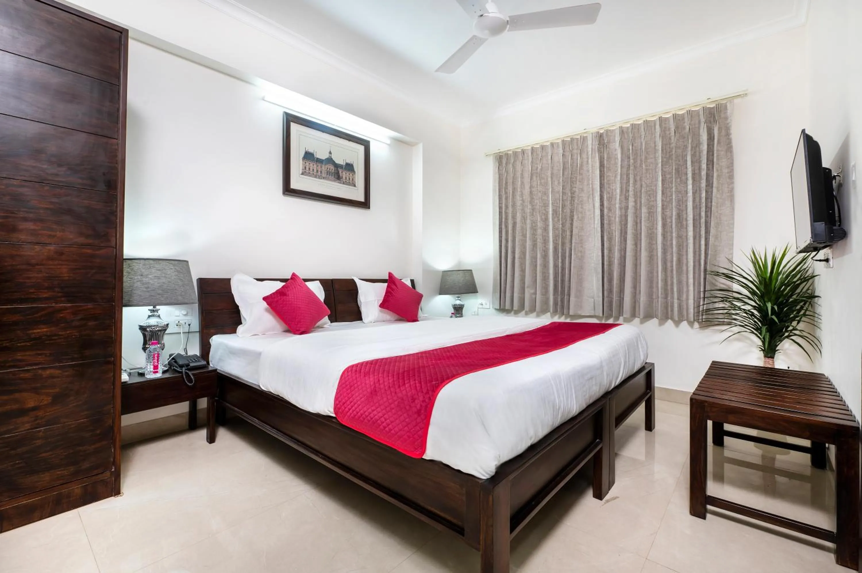 View (from property/room), Bed in Palm Stay - Studios & Rooms