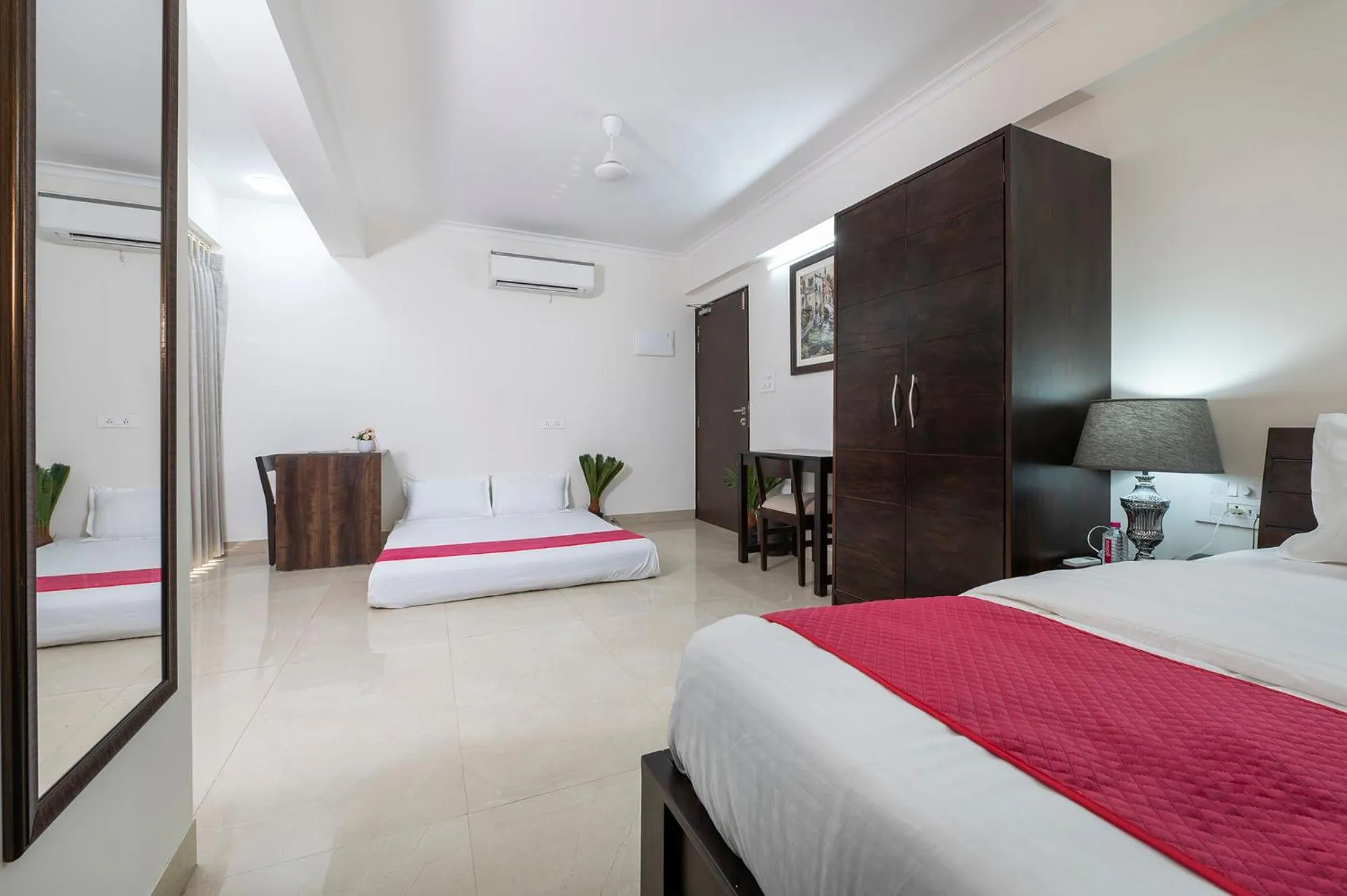 Bed in Palm Stay - Studios & Rooms