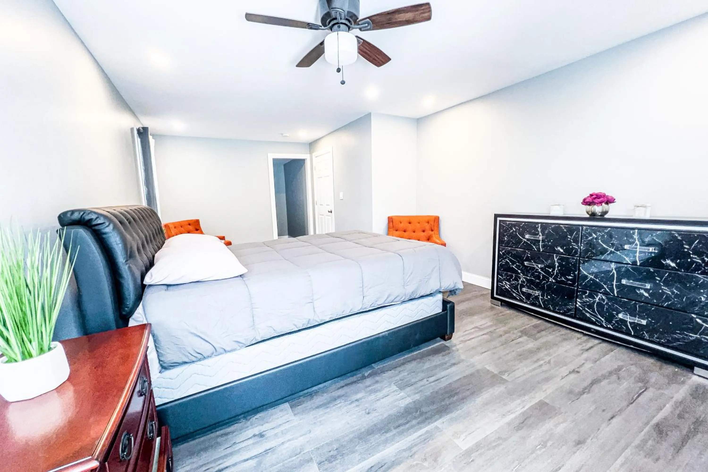 Bed in The Cedar Chateau