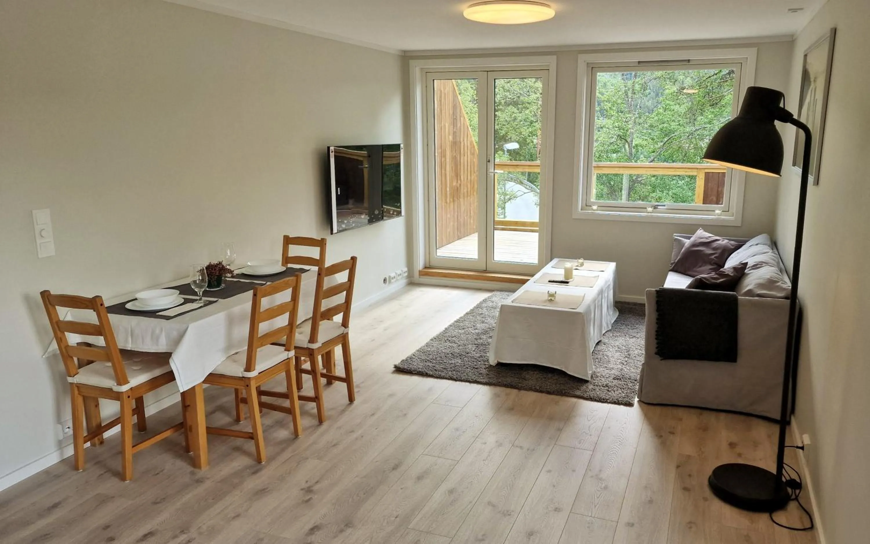 TV and multimedia, Bed in Haugetuft Apartments