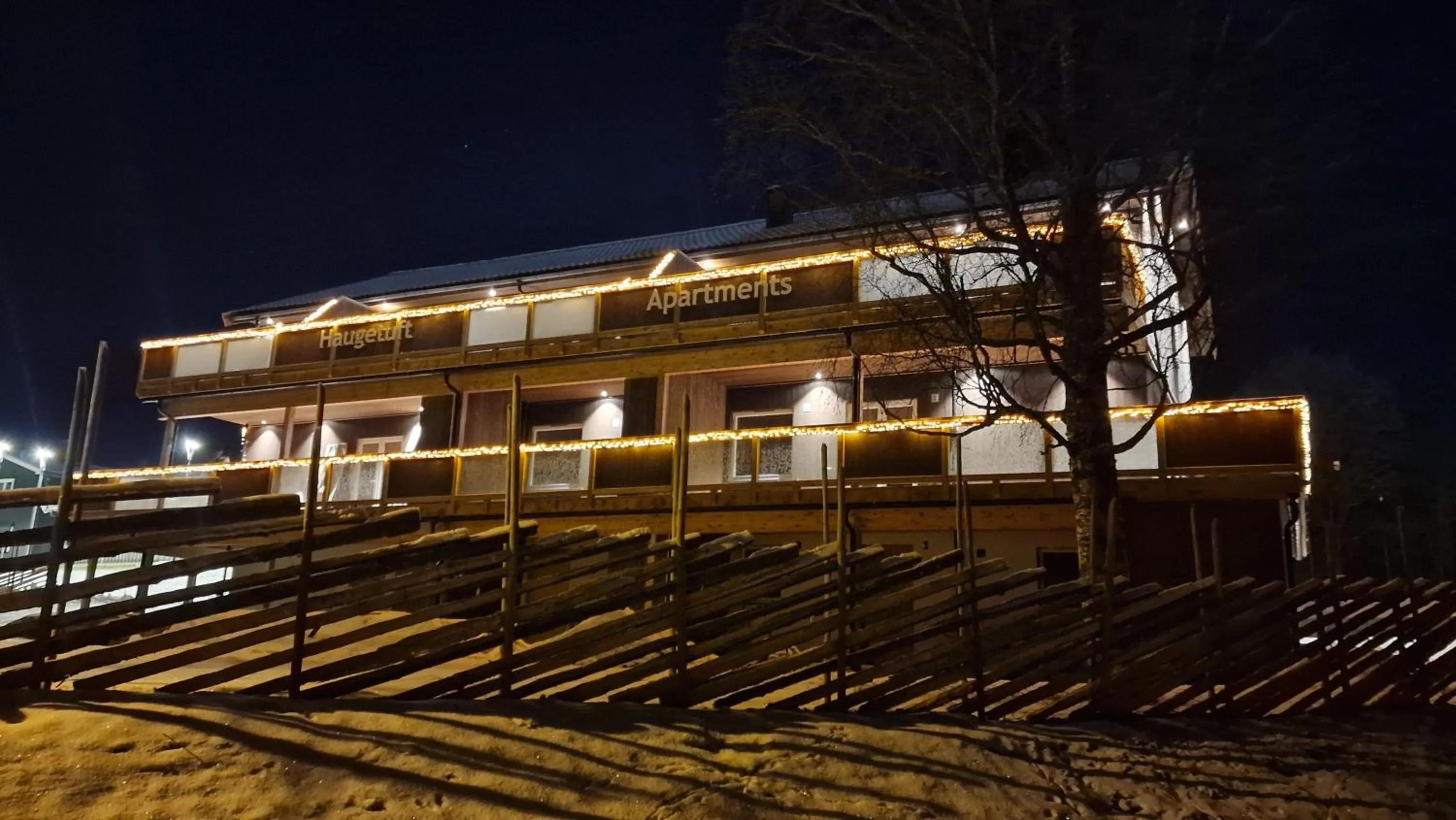 Facade/entrance in Haugetuft Apartments