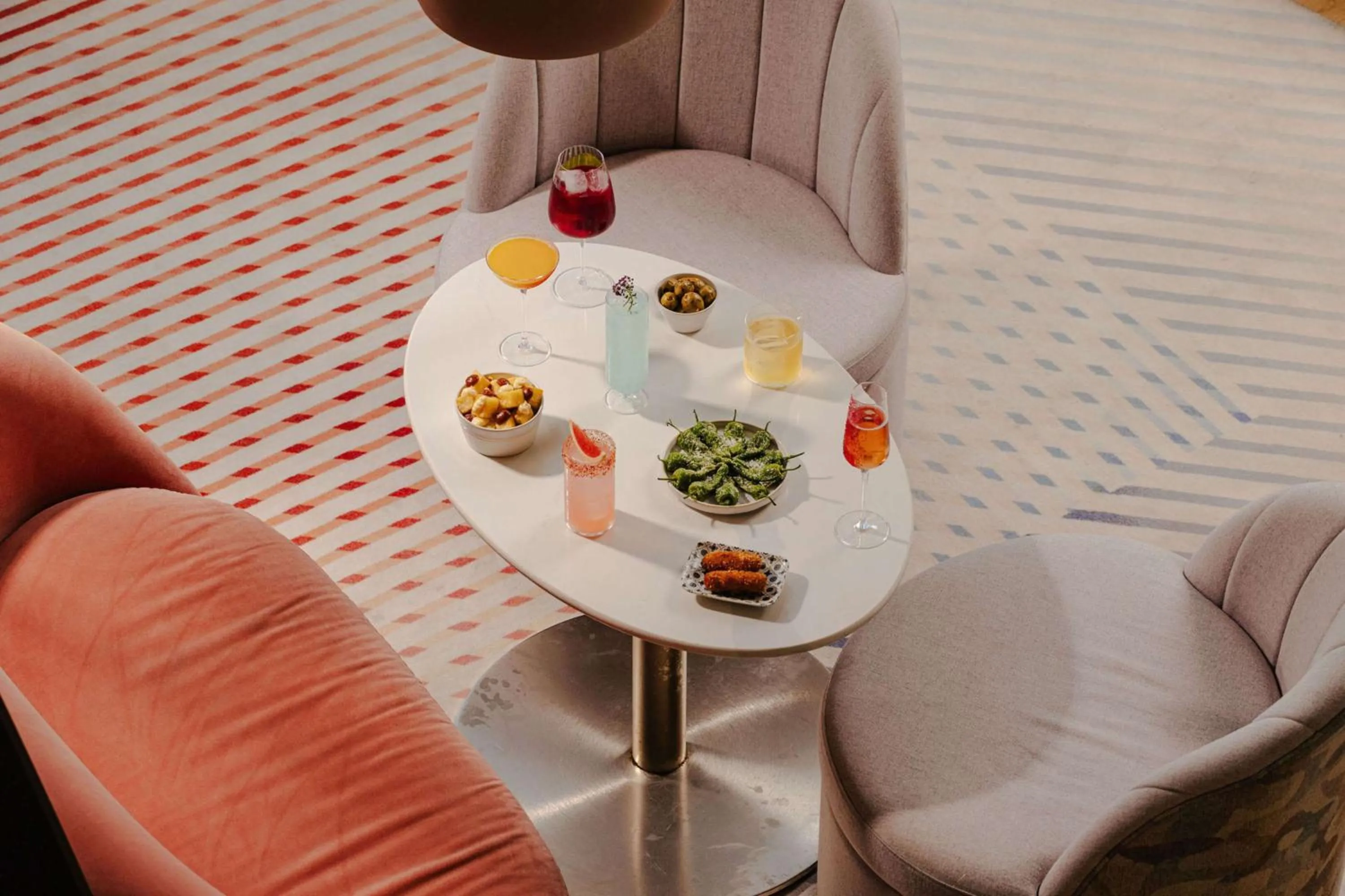 Food and drinks in art'otel London Battersea Power Station, Powered by Radisson Hotels