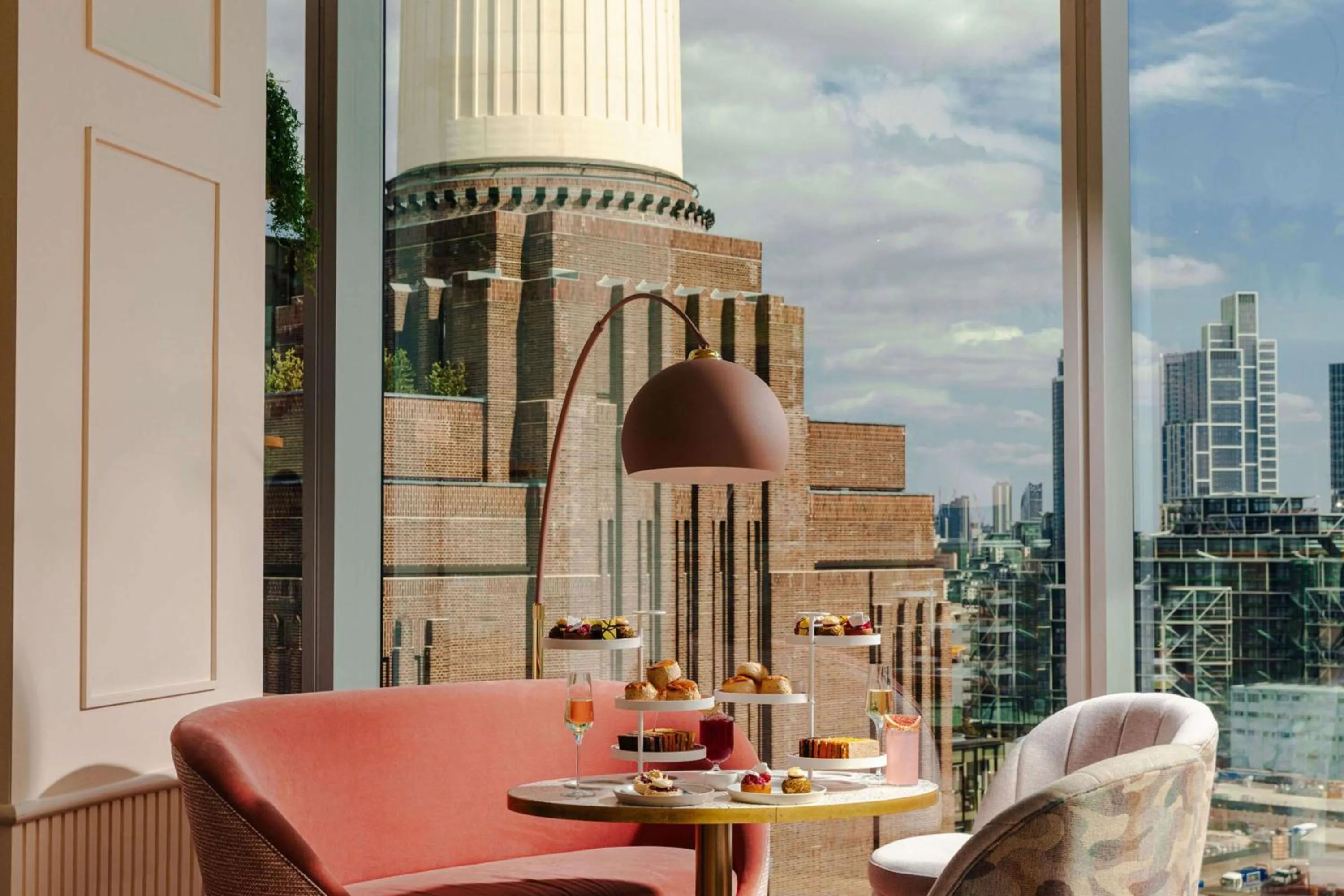 Restaurant/places to eat in art'otel London Battersea Power Station, Powered by Radisson Hotels