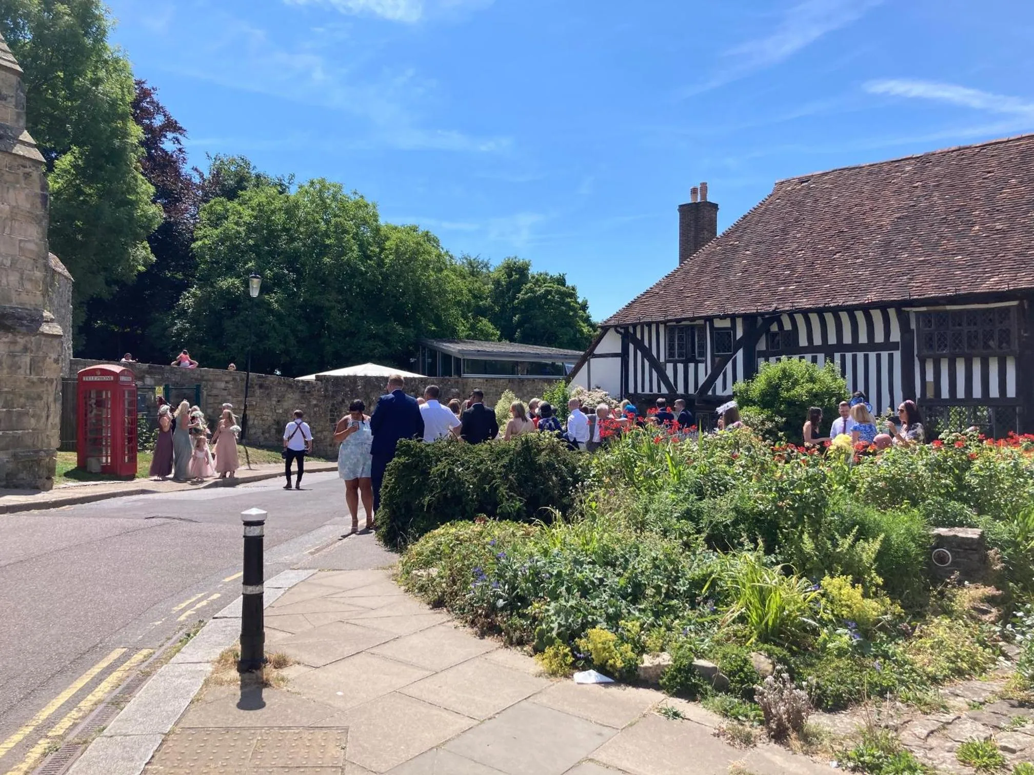 5Bed-10Guests-Fireplace-HotTub-Pets ok-Parking