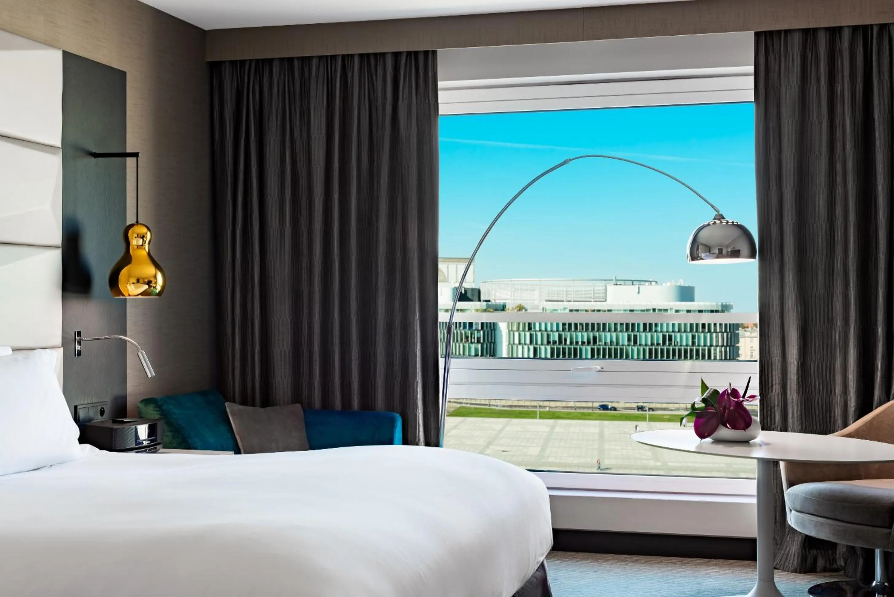 City view, Bed in Sofitel Warsaw Victoria