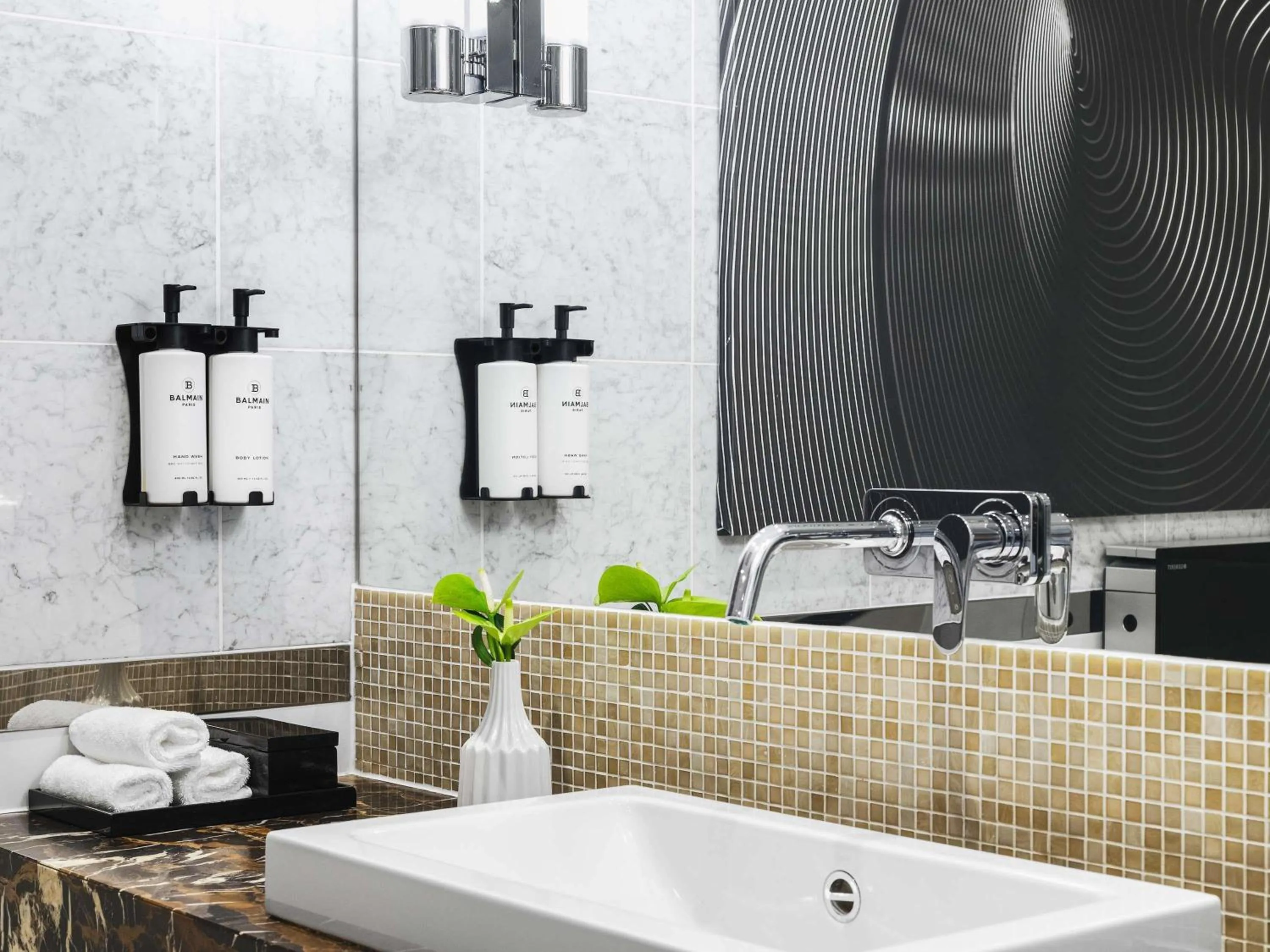 Bedroom in Sofitel Warsaw Victoria