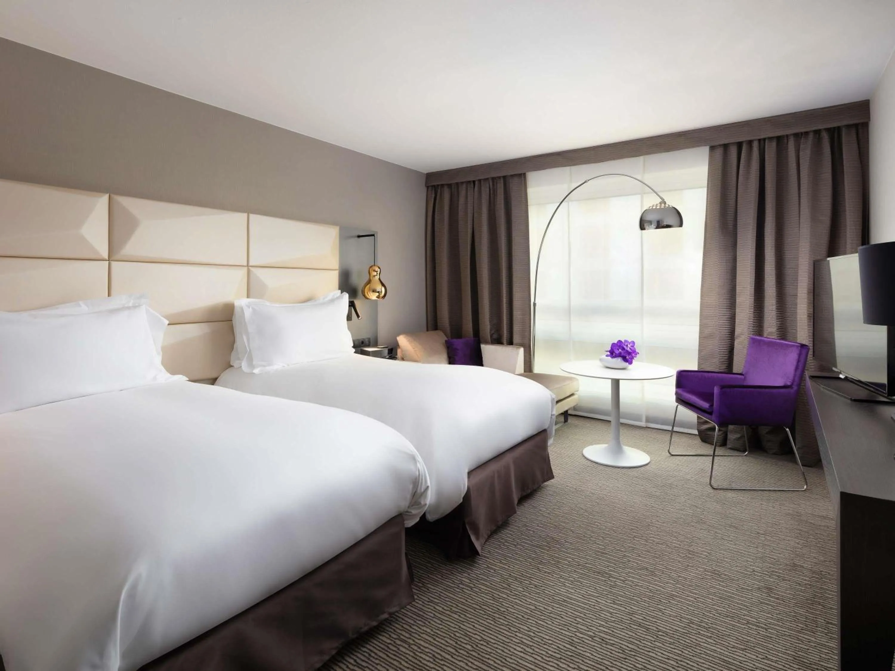 Bedroom, Bed in Sofitel Warsaw Victoria