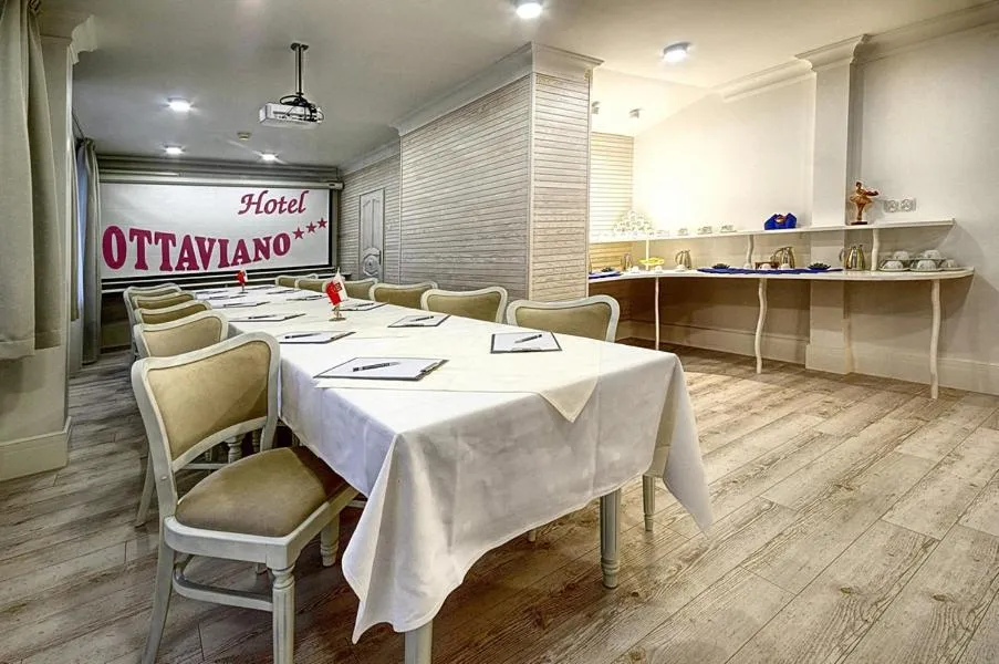 Business facilities in Hotel Ottaviano