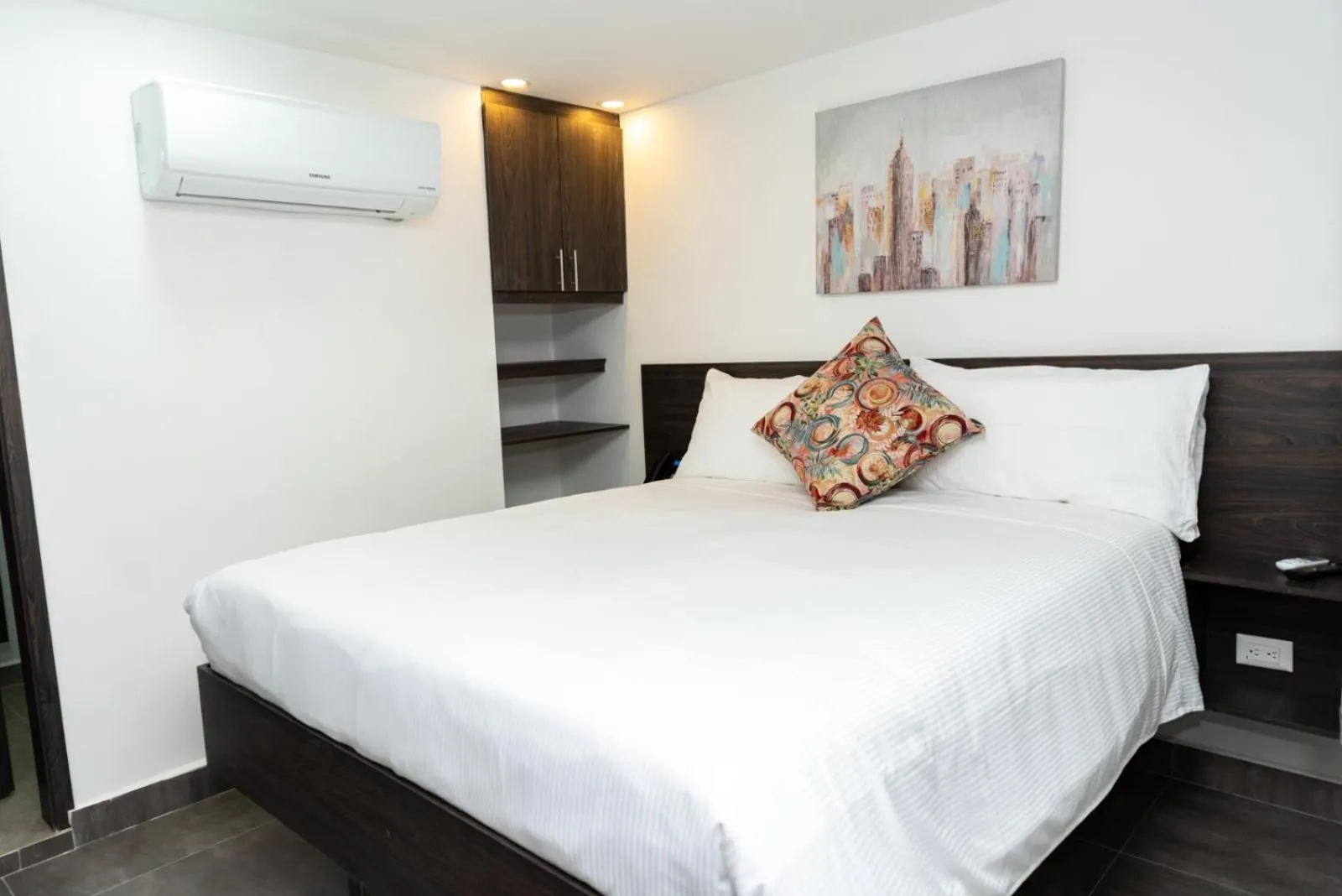 Bed in Hotel Qatar Cali