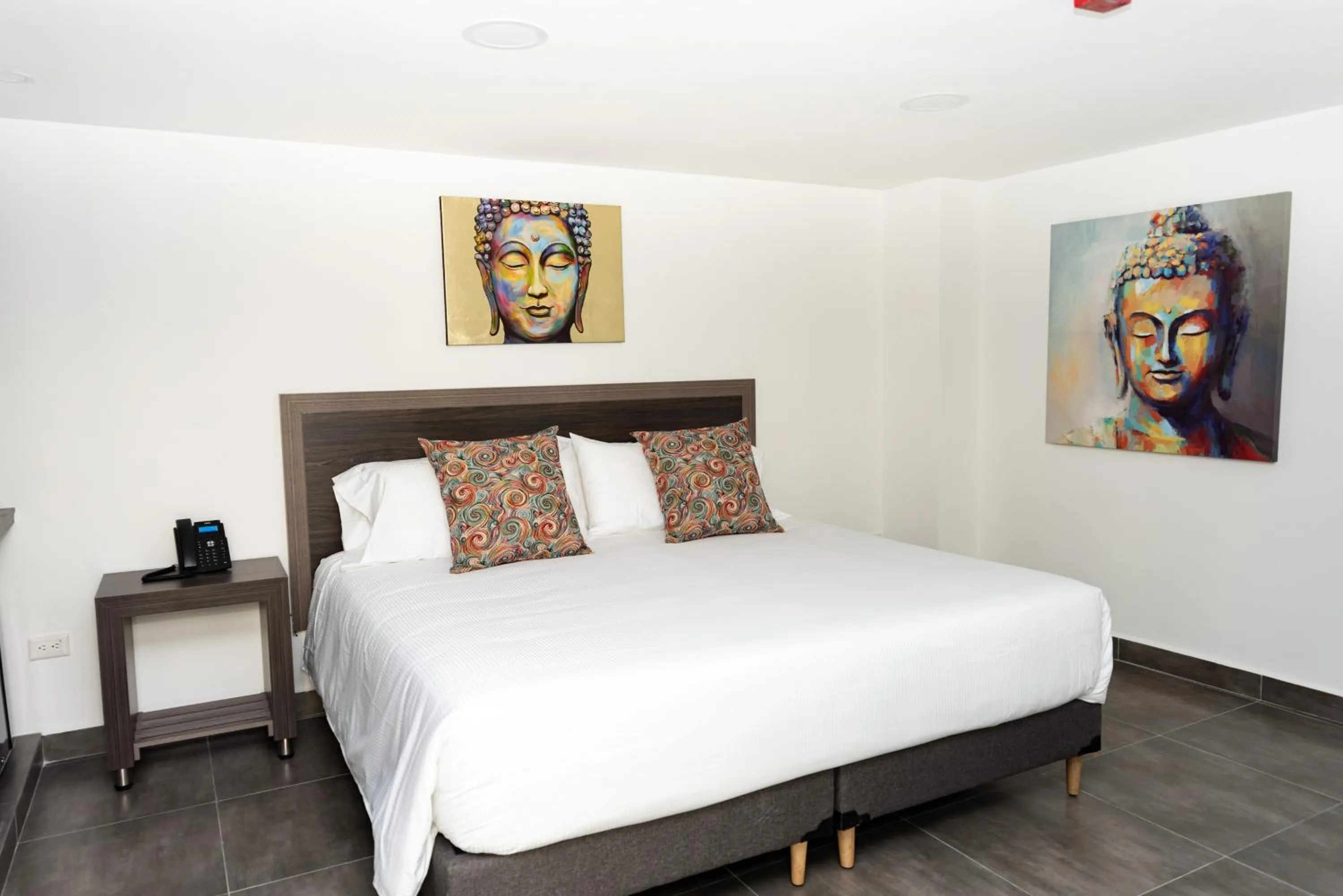 Bed in Hotel Qatar Cali