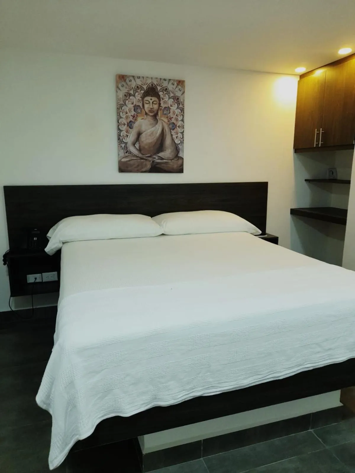 Bed in Hotel Qatar Cali